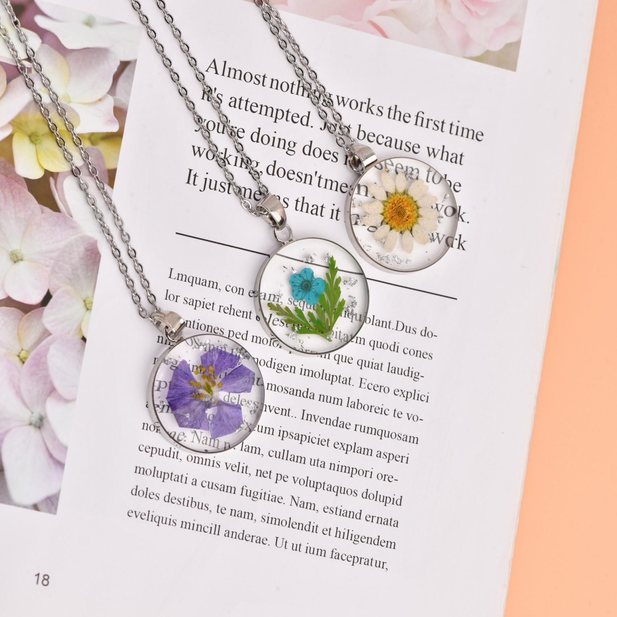 Flowers Necklaces, Birthday Necklace for Mom, Silver Resin Pendant