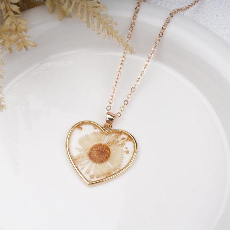 Handmade Real Dried Flower Earrings & Necklaces Set, Heart Shape White Daisy Jewelry, Aesthetic Birthday Gift,Valentine's Day Gifts