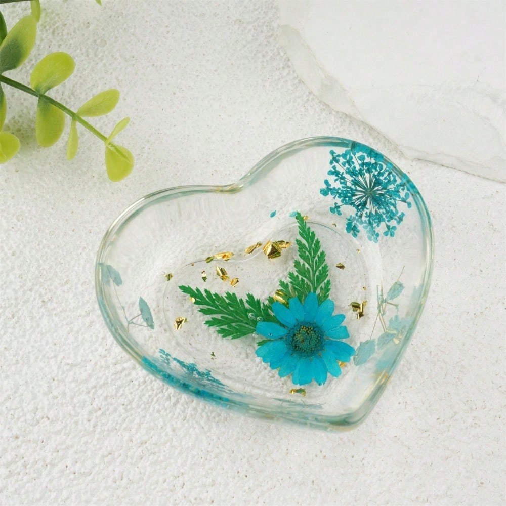 Heart Shape Real Flowers Resin Tray, Daisy Jewelry Coaster