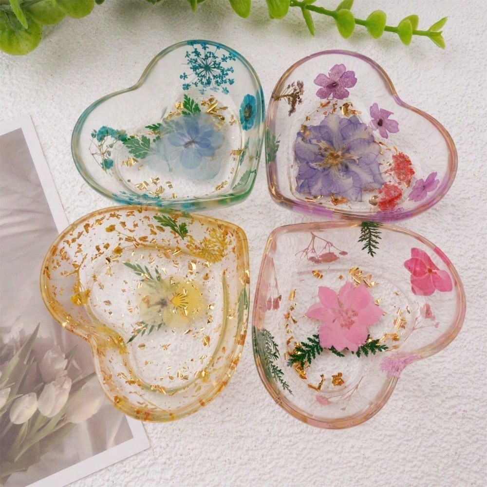 Real Flowers Resin Tray, Purple/Pink/Blue/Yellow Heart Shape Daisy Jewelry Coaster