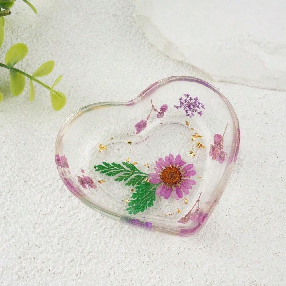 Heart Shape Real Flowers Resin Tray, Daisy Jewelry Coaster