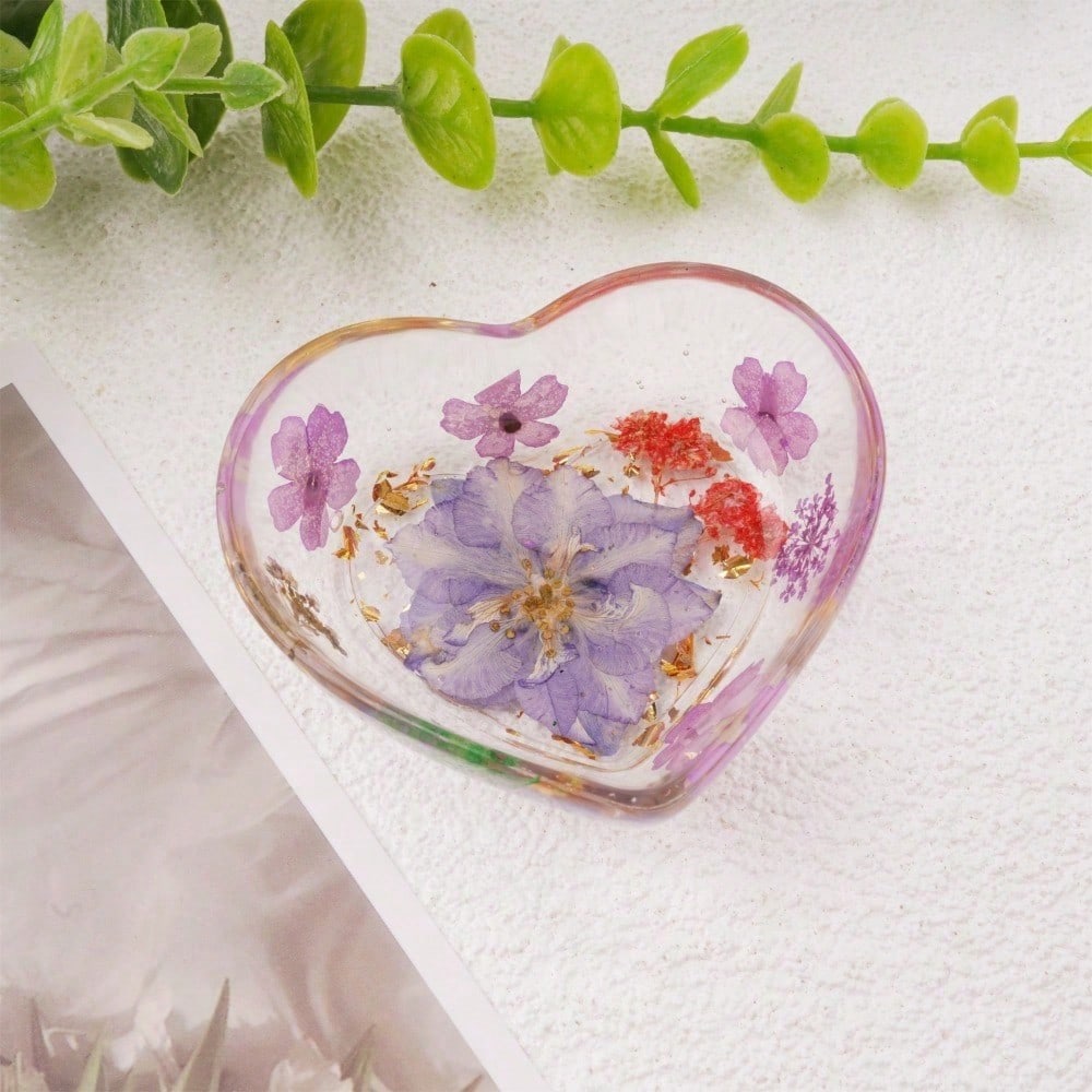 Real Flowers Resin Tray, Purple/Pink/Blue/Yellow Heart Shape Daisy Jewelry Coaster