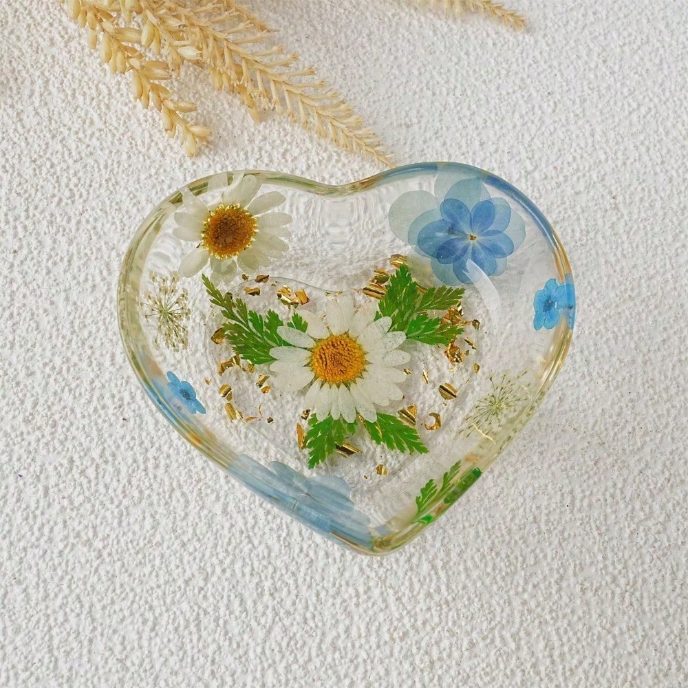 Real Flowers Resin Ring Holder, Heart Shaped Ring Dish