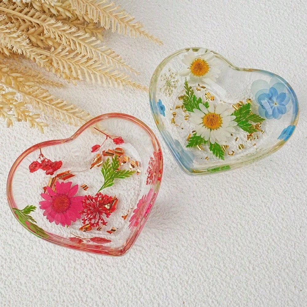 Real Flowers Resin Ring Holder, Heart Shaped Ring Dish