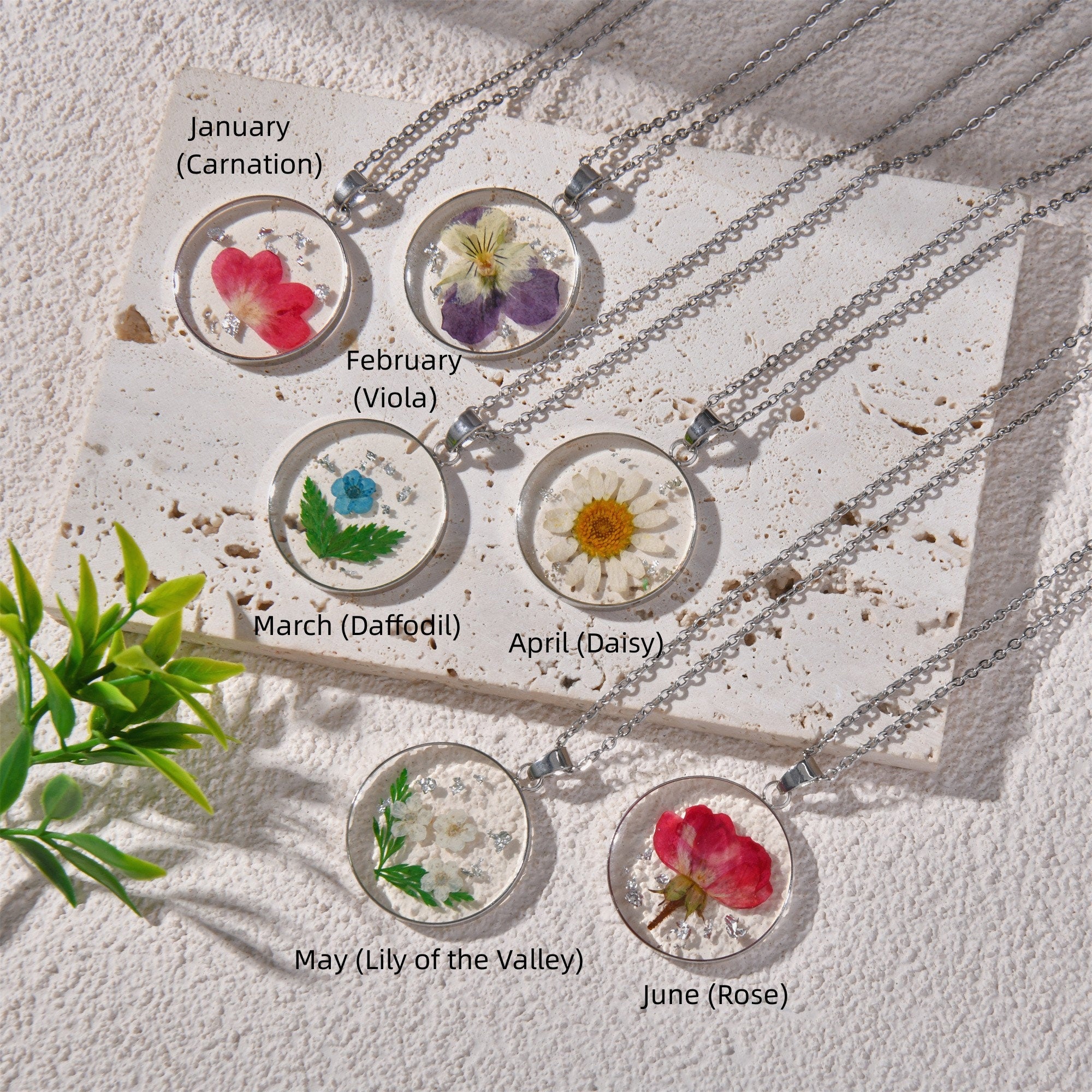 Gold/Silver Birth Month Flower Necklace for Women, Real Dried Flower Round Pendant