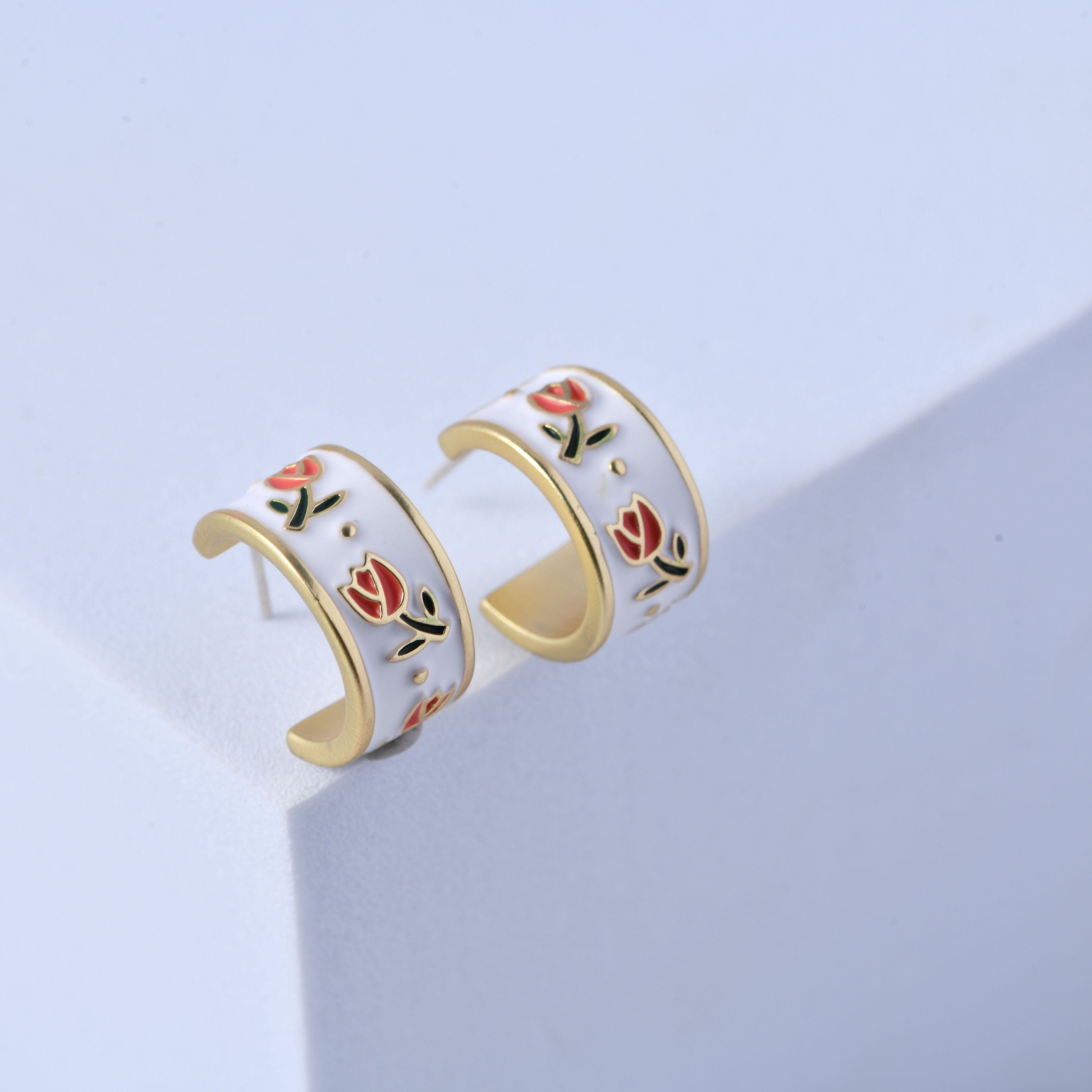 Huggie Tulip Stud Earrings,Minimalist Style,S925,Dainty Helix Hoop,Birthday Gifts