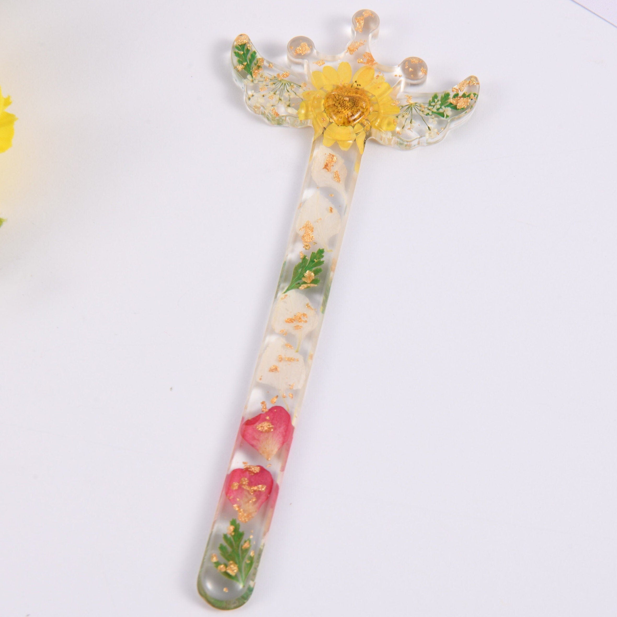 Real Floral Resin Bookmark,Handmade Pressed Unique Floral and Glitter Bookmarks