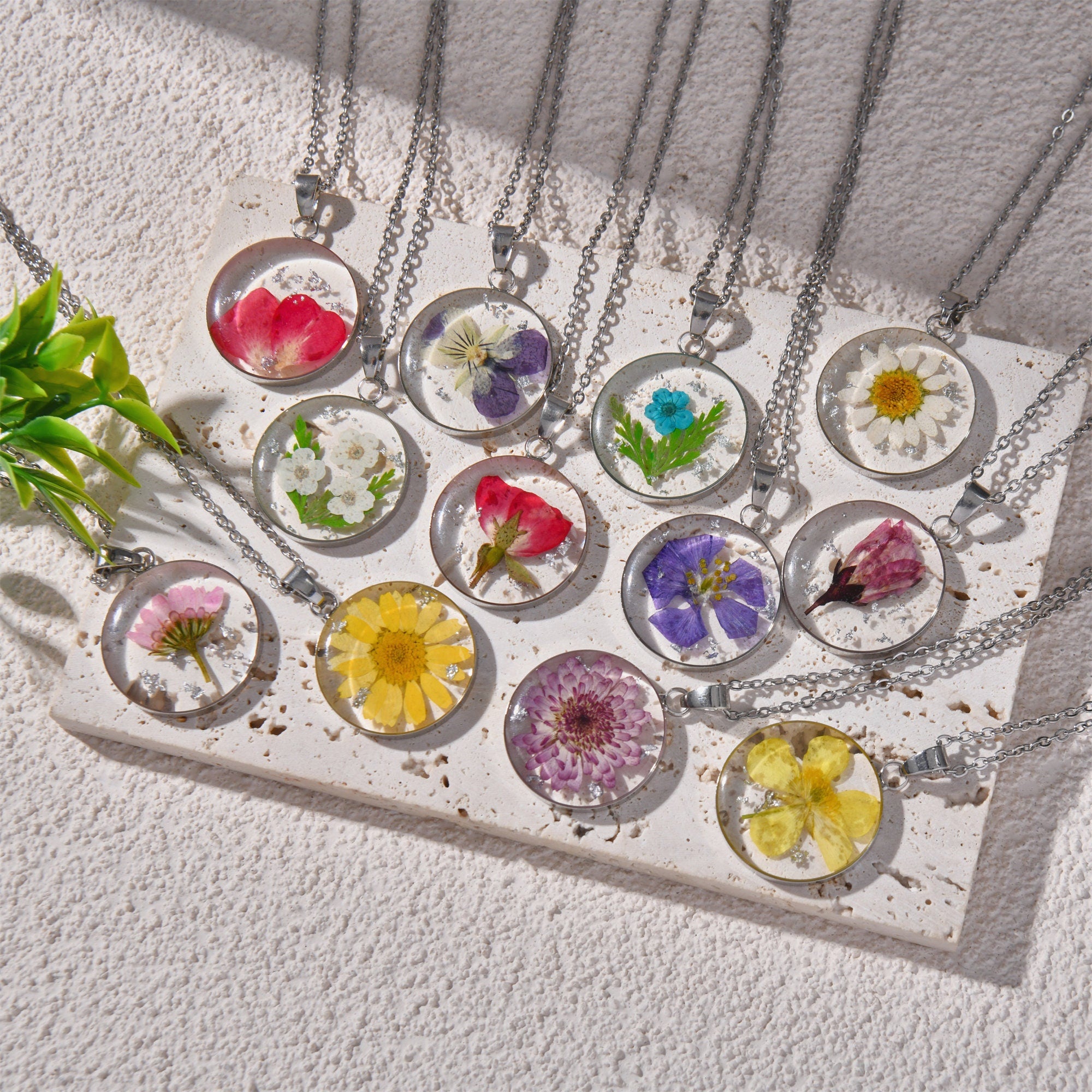 Gold/Silver Birth Month Flower Necklace for Women, Real Dried Flower Round Pendant