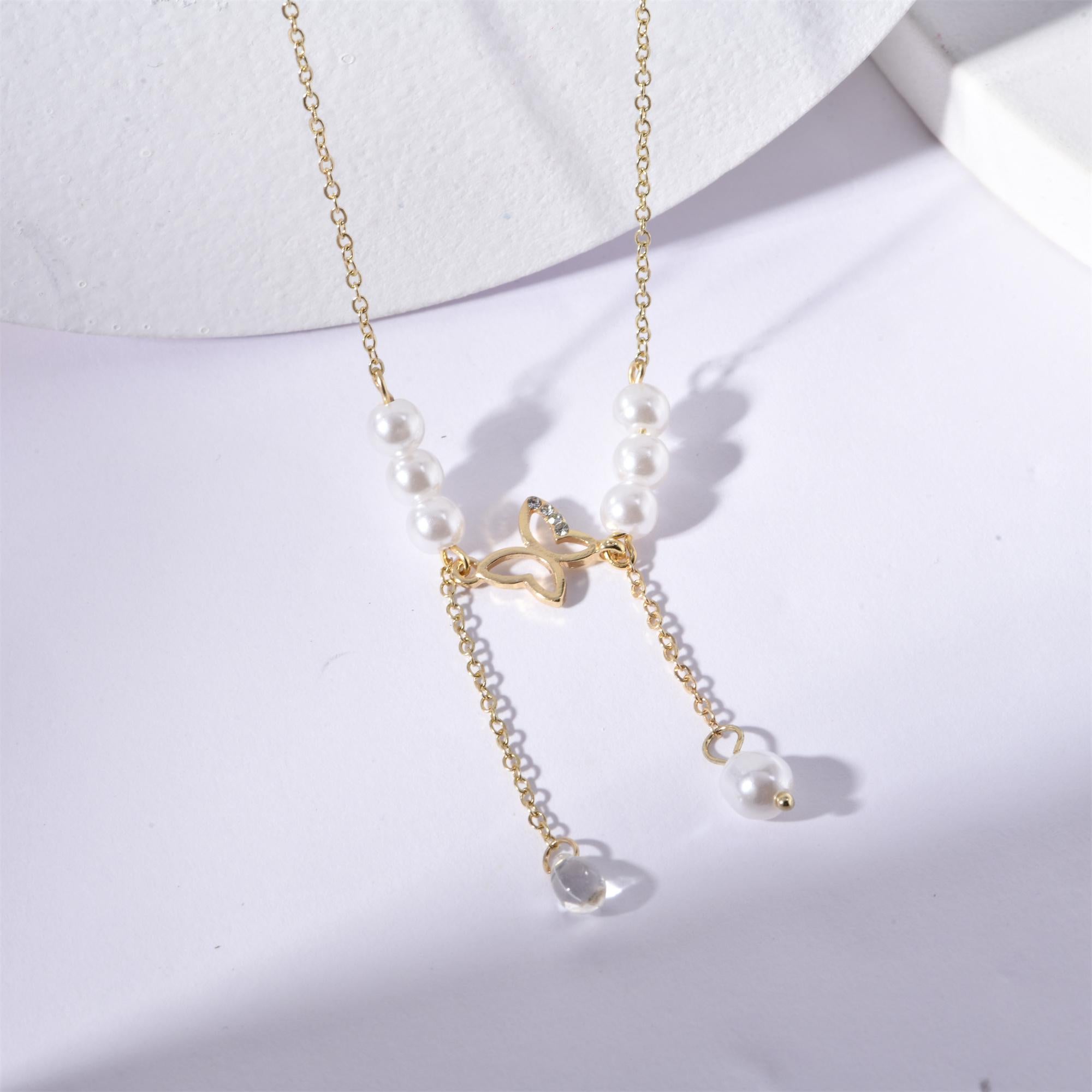 Butterfly Charm Necklace, Butterfly with Pearl Necklace, Minimalist Necklace, Birthday Gift, Bridesmaid Gift