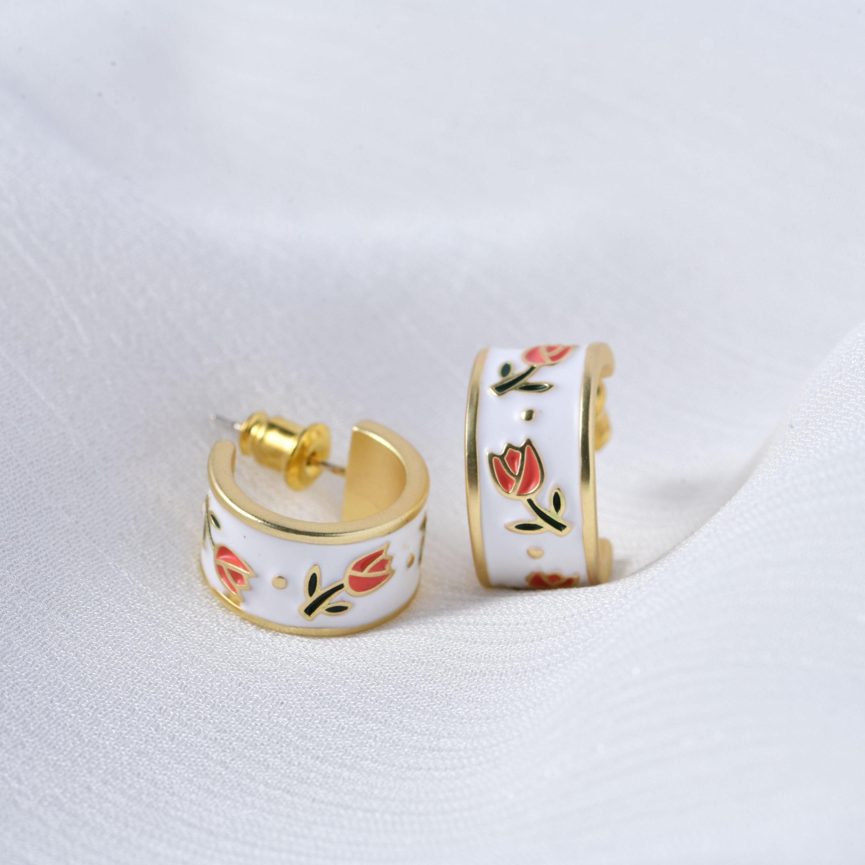 Huggie Tulip Stud Earrings,Minimalist Style,S925,Dainty Helix Hoop,Birthday Gifts
