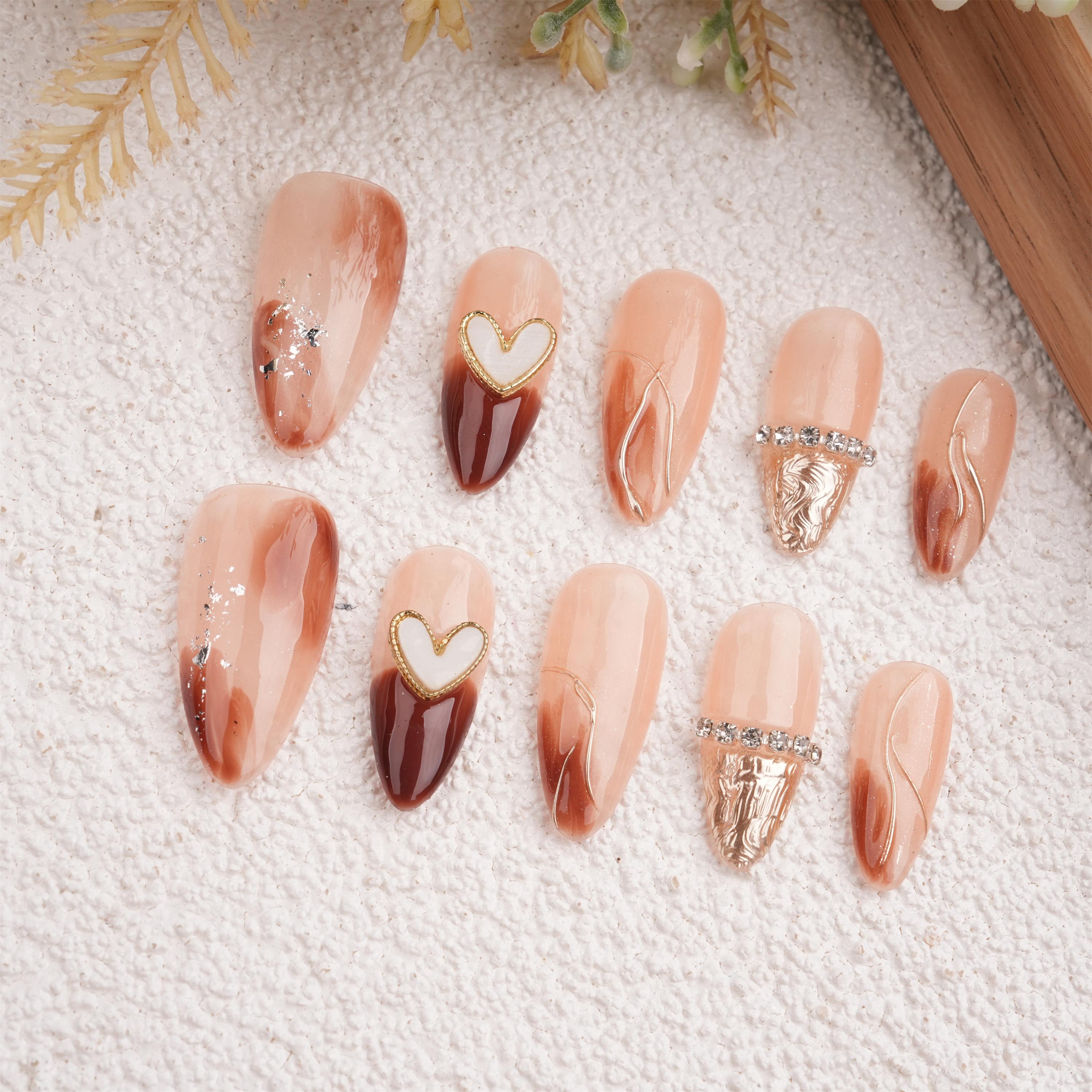 Reusable Golden Line Heart Diamonds Almond Nails,Creative Design