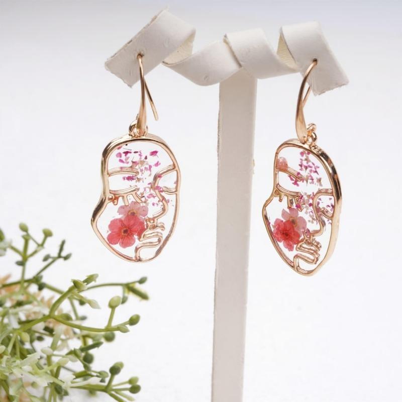 Handmade Pink Forget Me Not Gold Plated Earrings&Necklaces,Creative Real Dried Flower Jewelry Set with Face, Aesthetic Birthday/Valentine's Day Gifts
