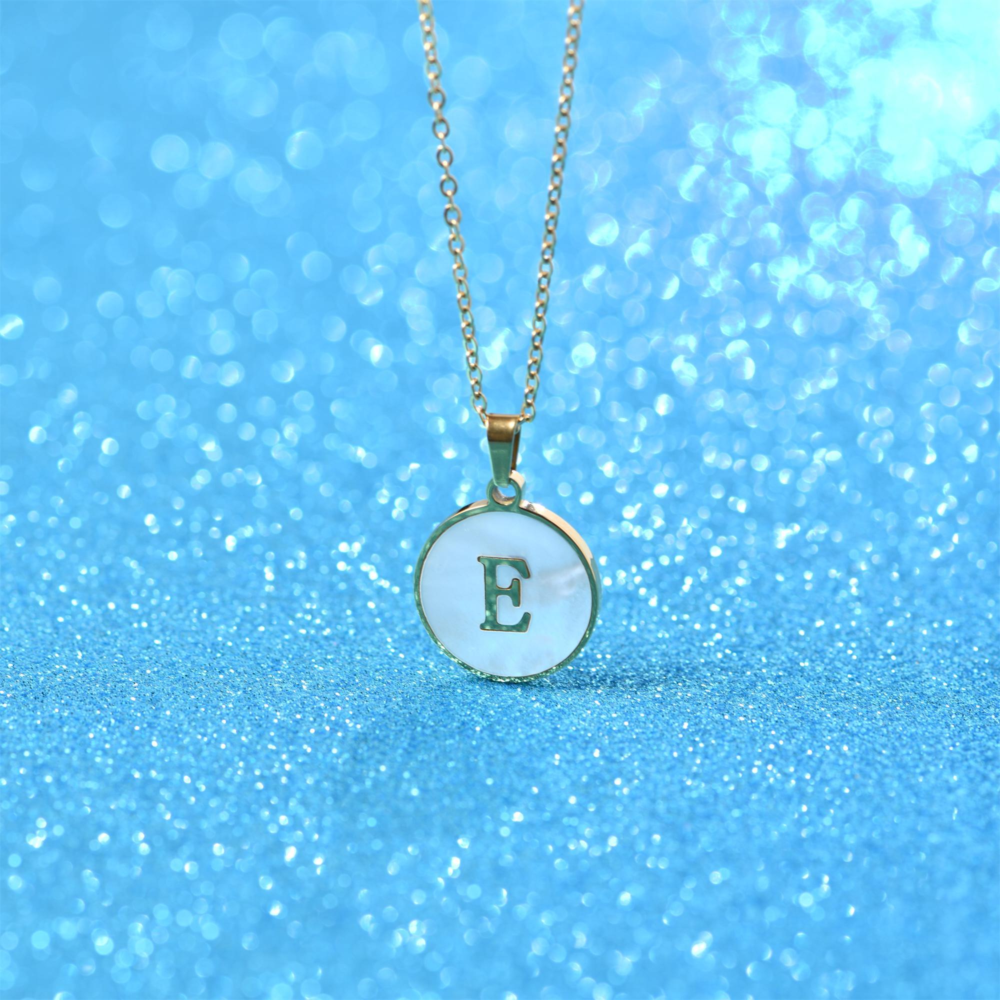 Letter Round Charm Pendant Chains Necklace, Unisex 1 Piece Trendy Matching Necklace