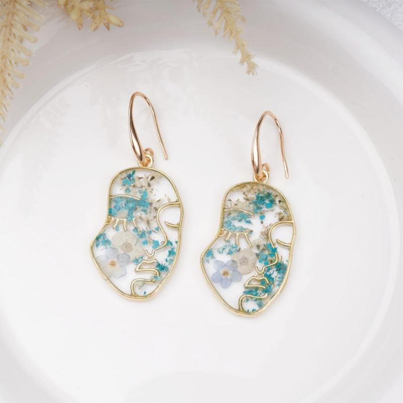 Handmade Blue Forget Me Not Gold Plated Earrings&Necklaces,Creative Real Dried Flower Jewelry Set with Face, Aesthetic Birthday/Valentine's Day Gifts