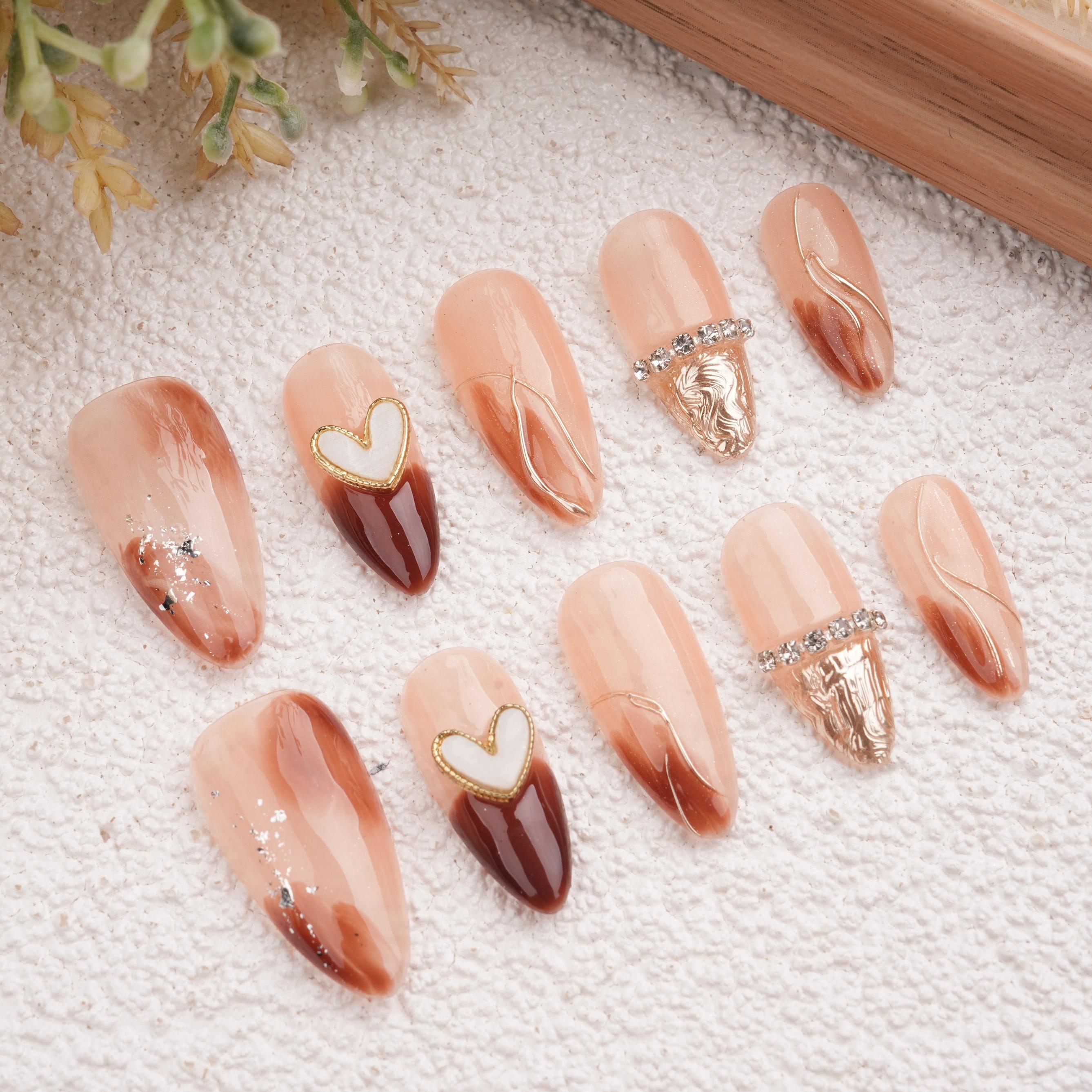 Reusable Golden Line Heart Diamonds Almond Nails,Creative Design