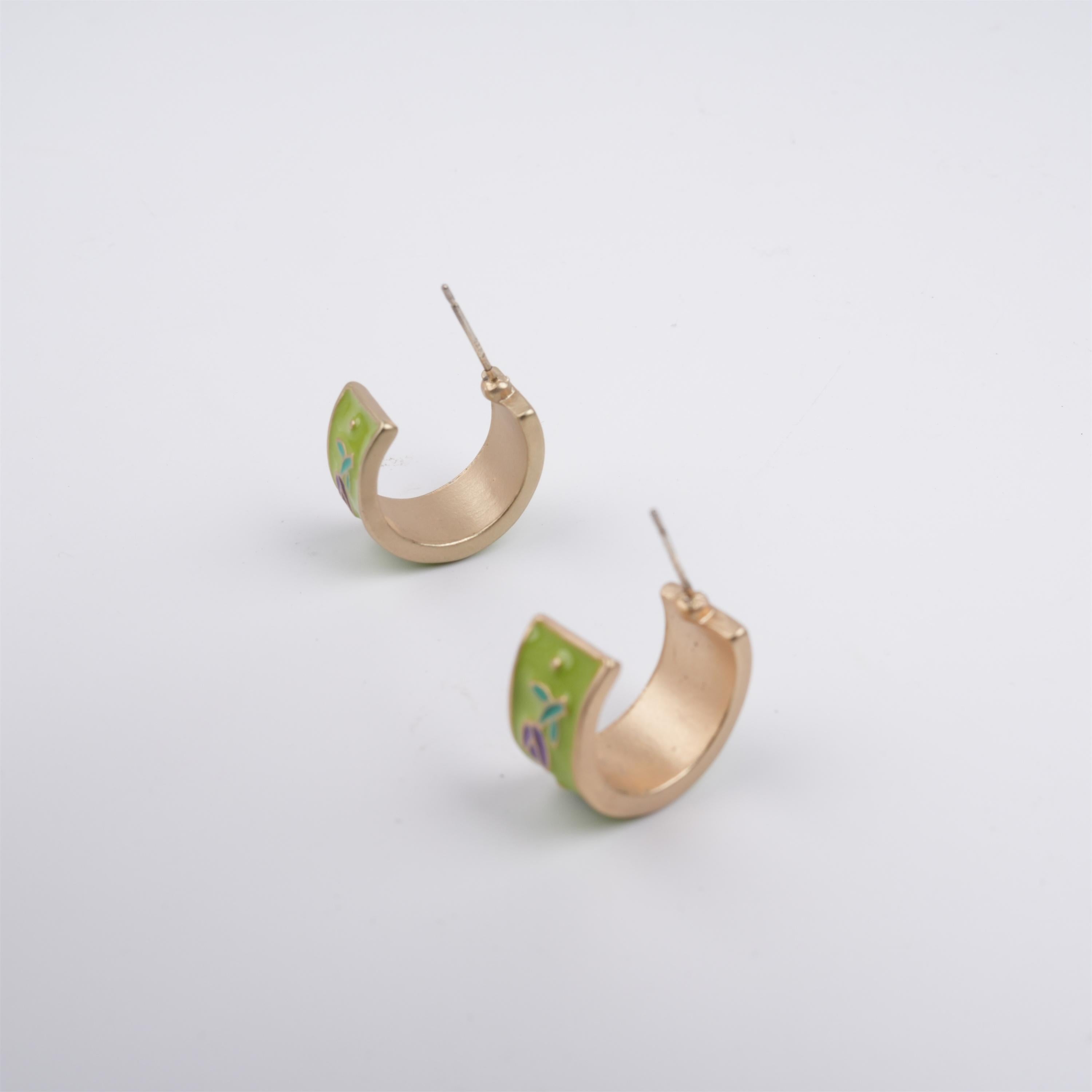 Huggie Tulip Stud Earrings,Minimalist Style,S925,Dainty Helix Hoop,Birthday Gifts