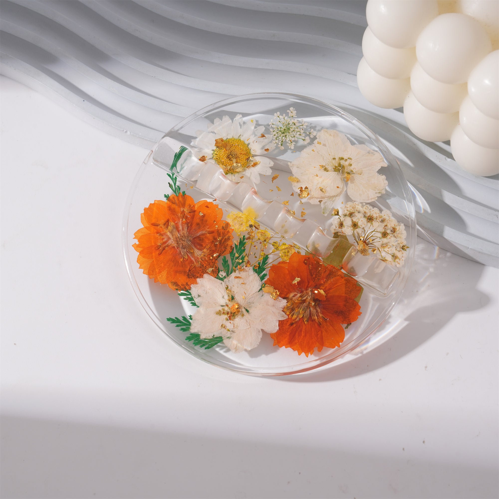 Round Resin Paint Brush Holder,Real Folwers,Daisy,Gold Flakes, Artist Gifts