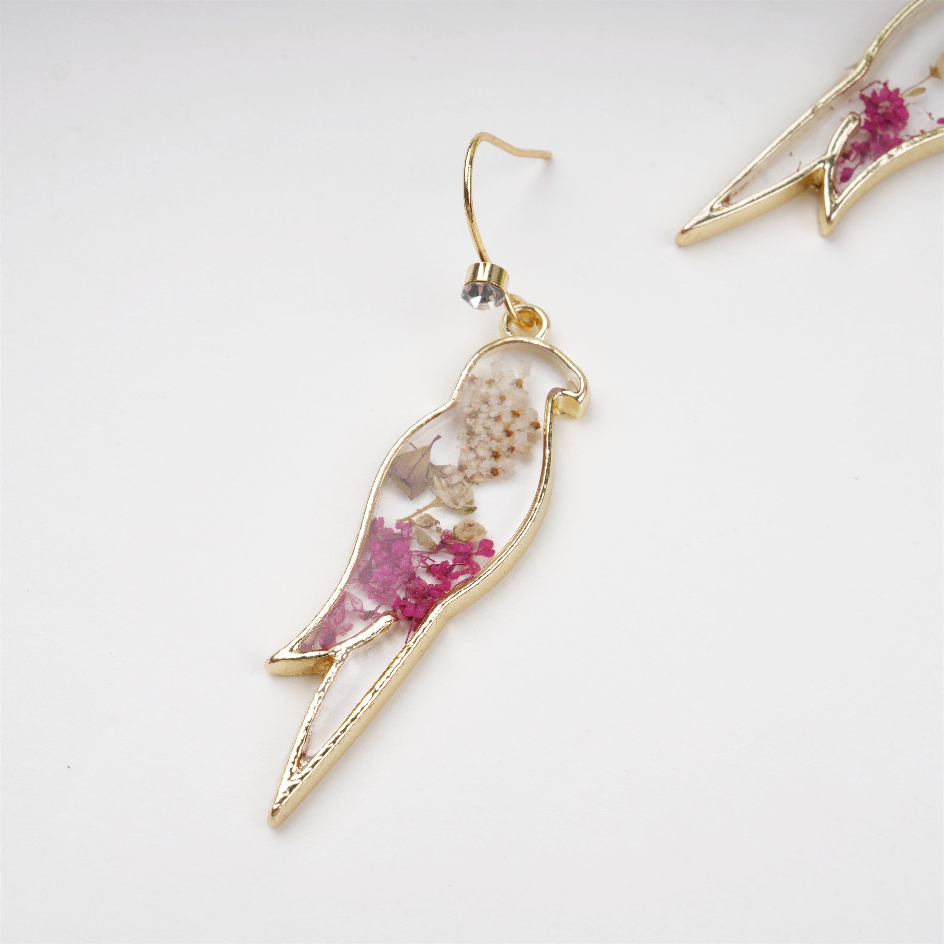 Delicate Bird Resin Dried Flower Earrings,Tiny Pressed Flower Earring,Resin Dried Floral Jewelry