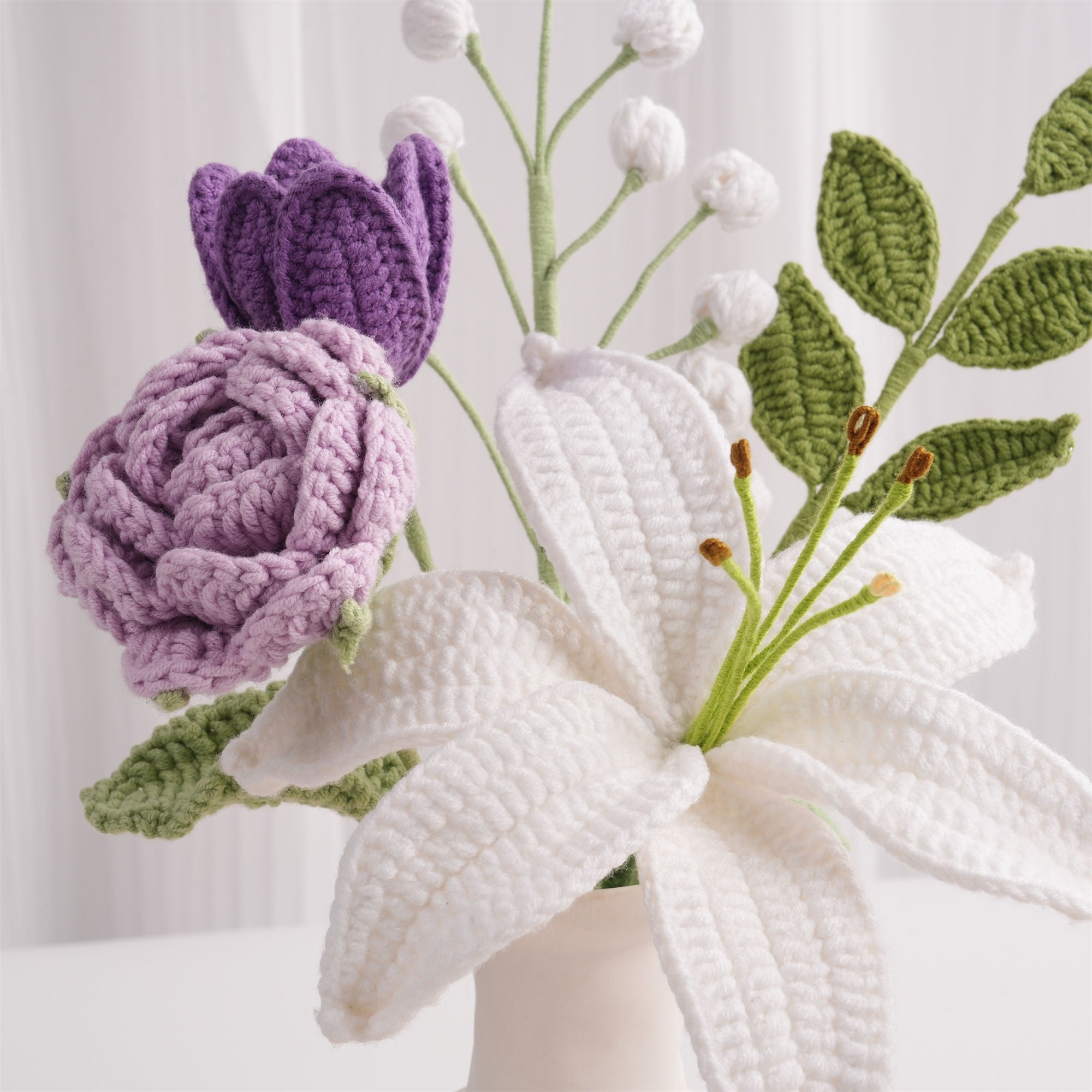 White Lily Bouquet- 5PCS,Rose,Tulip,Snowberry,Leaf,Knitted Yarn Flowers Home Centrepieces,Anniversary,Birthday,Mother‘s Day