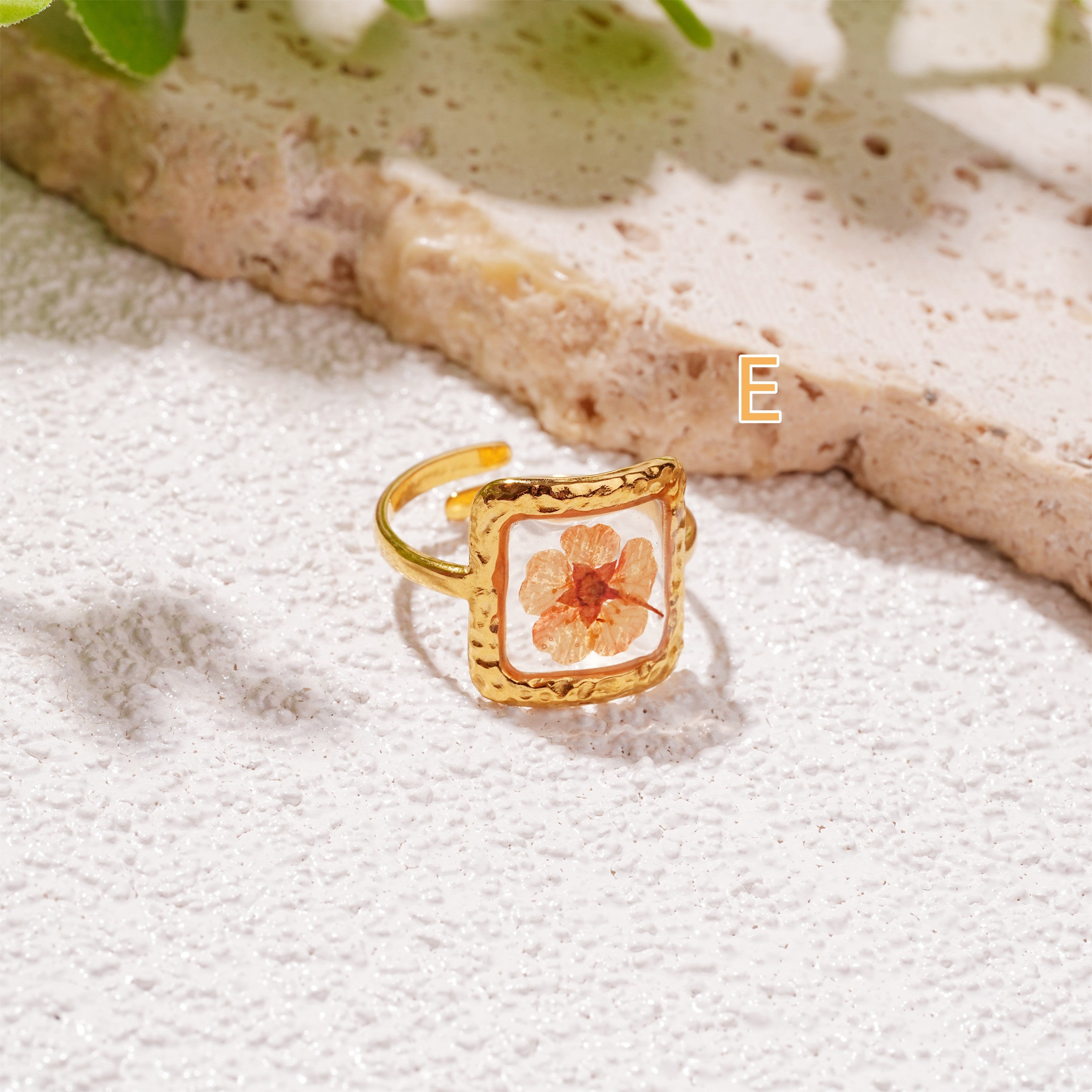 Heart/Square/Oval Shape Real Flower Resin Rings,Red/Green Floral Jewelry Ring