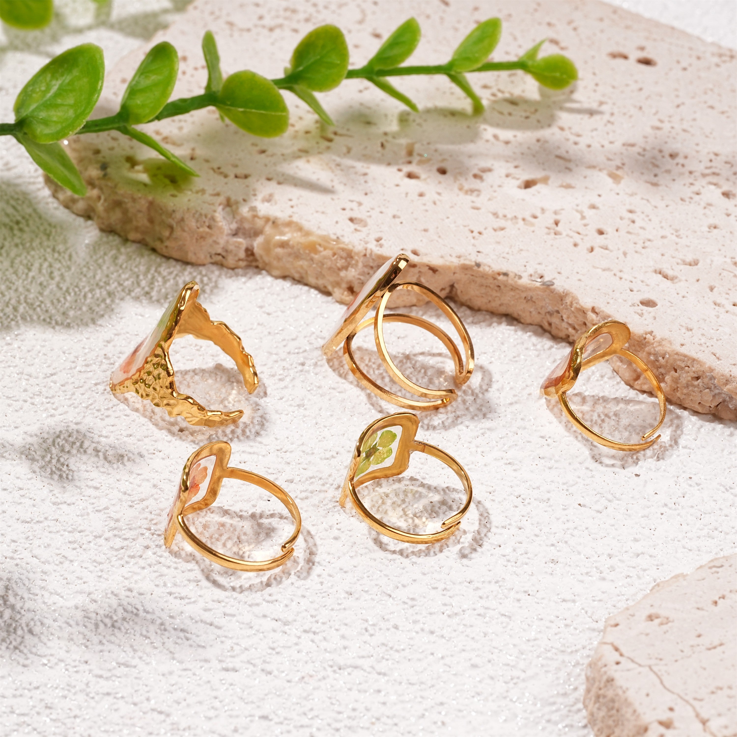 Heart/Square/Oval Shape Real Flower Resin Rings,Red/Green Floral Jewelry Ring