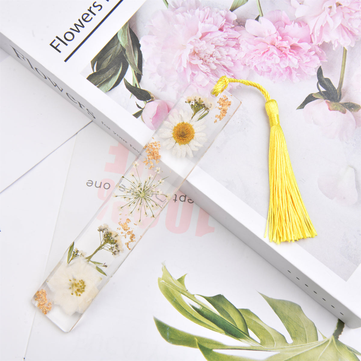 Real Flower Resin Bookmark with Tassel - Handmade Floral Book Mark for Teachers and Book Lovers