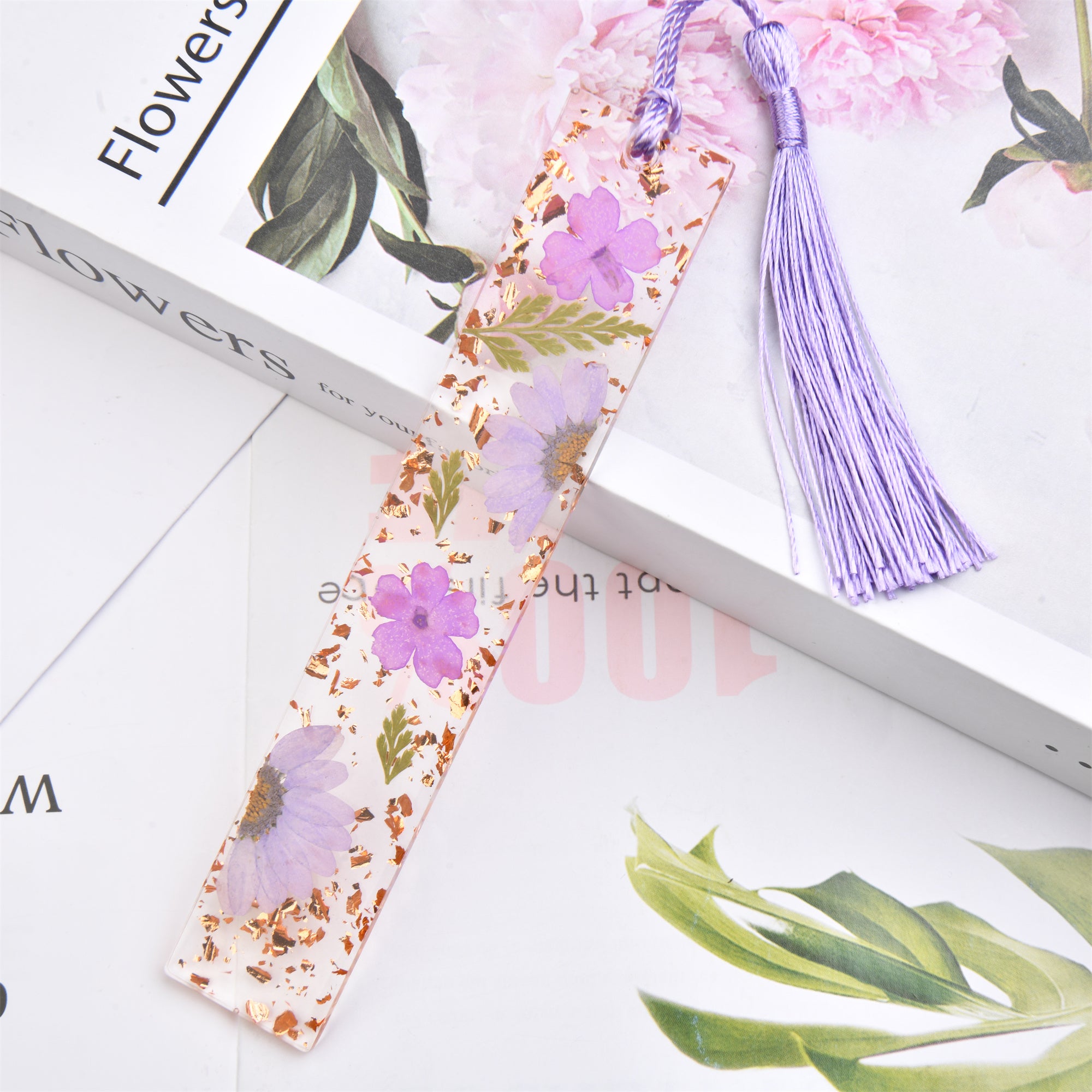 Real Flower Resin Bookmark with Tassel - Handmade Floral Book Mark for Teachers and Book Lovers