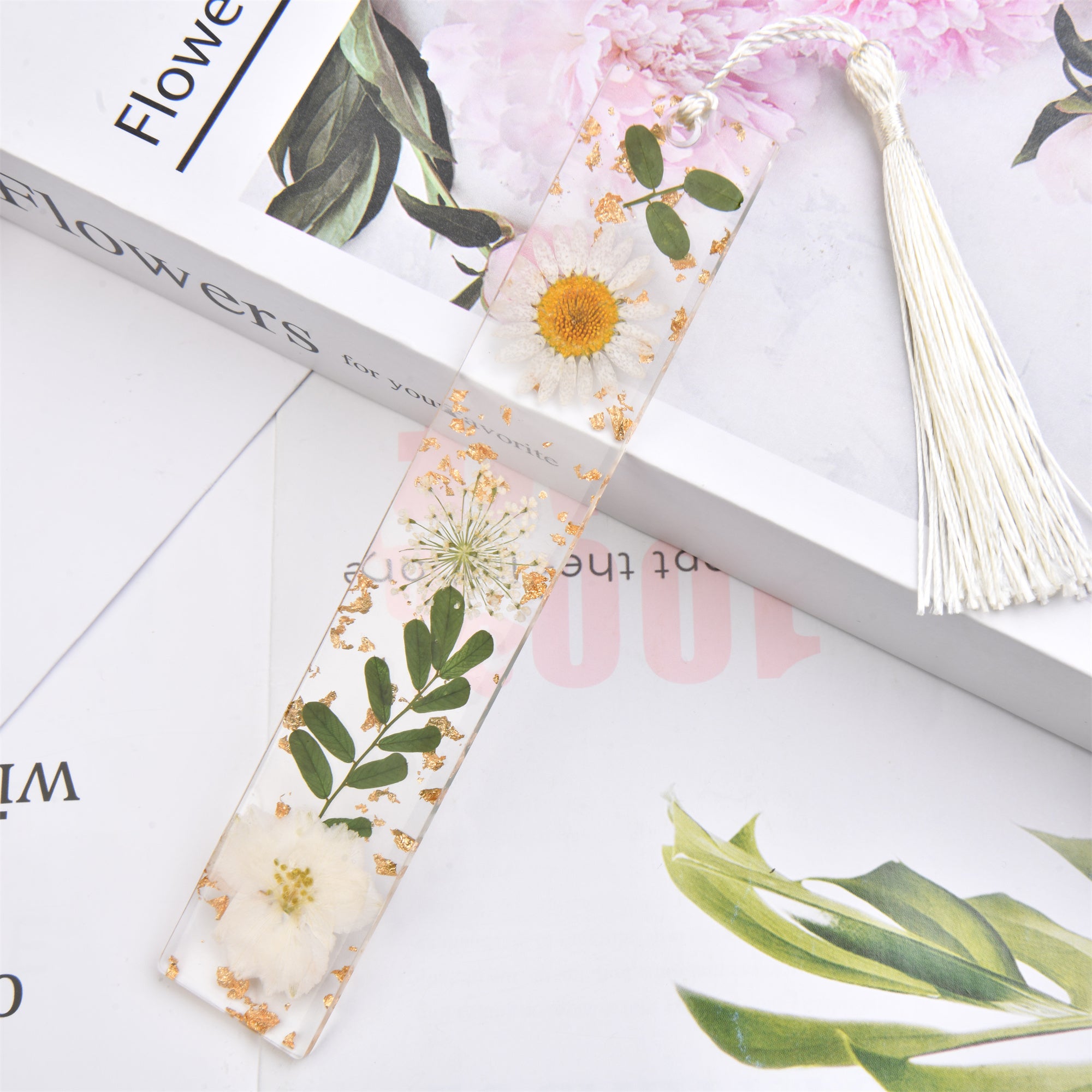 Real Flower Resin Bookmark with Tassel - Handmade Floral Book Mark for Teachers and Book Lovers