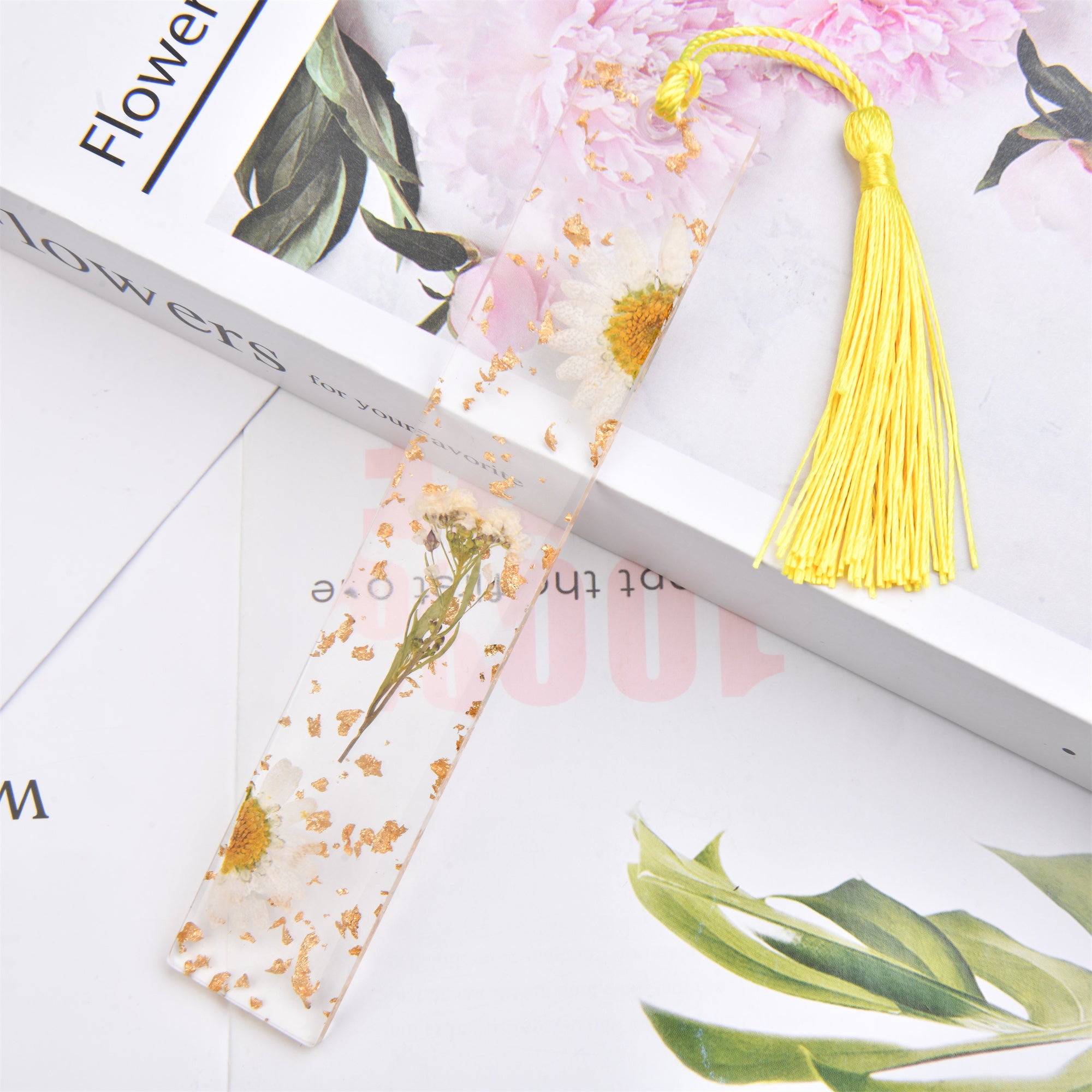 Real Flower Resin Bookmark with Tassel - Handmade Floral Book Mark for Teachers and Book Lovers