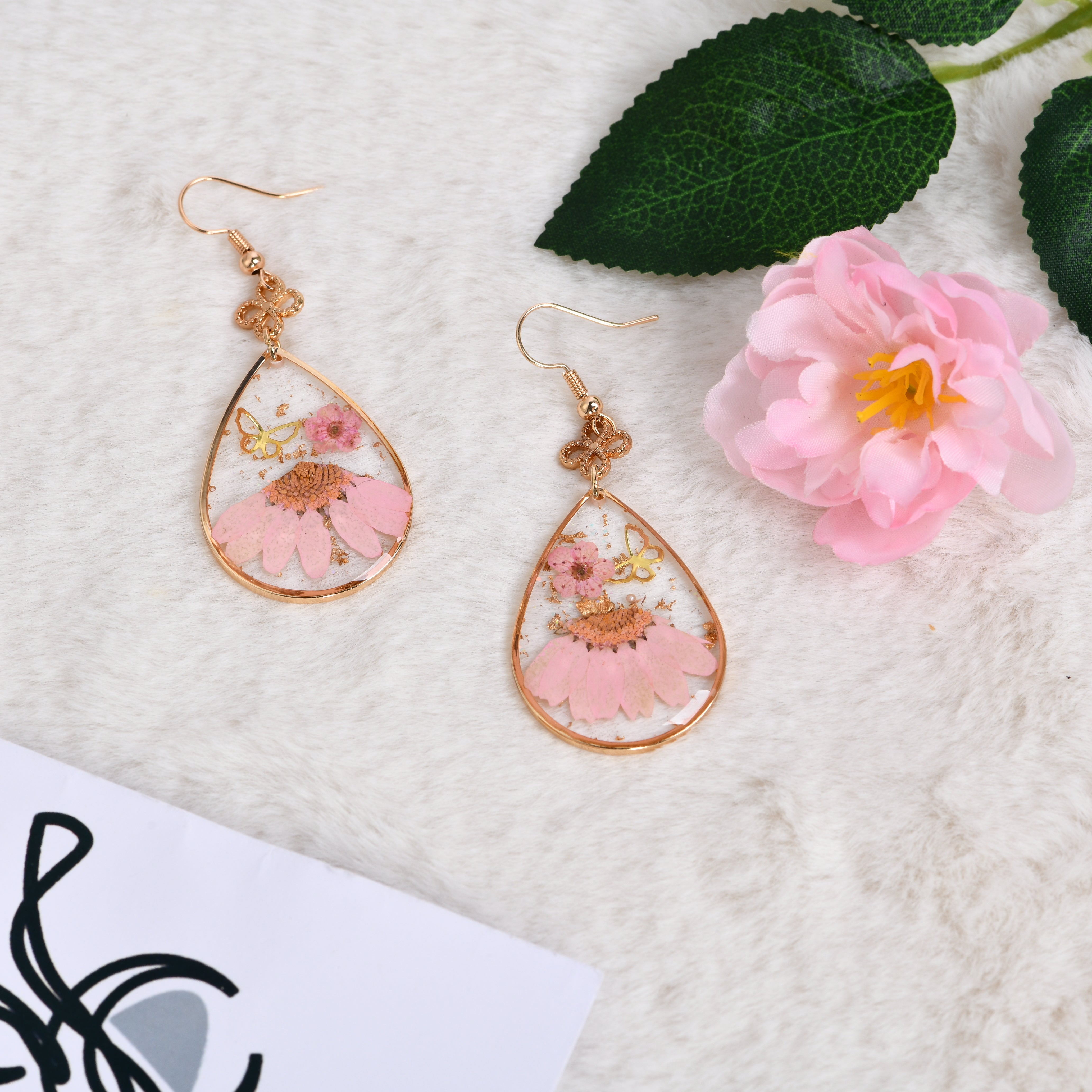 Orange/Pink Real Flower Resin Daisy Drop Earrings for Women, Pressed Floral Jewelry
