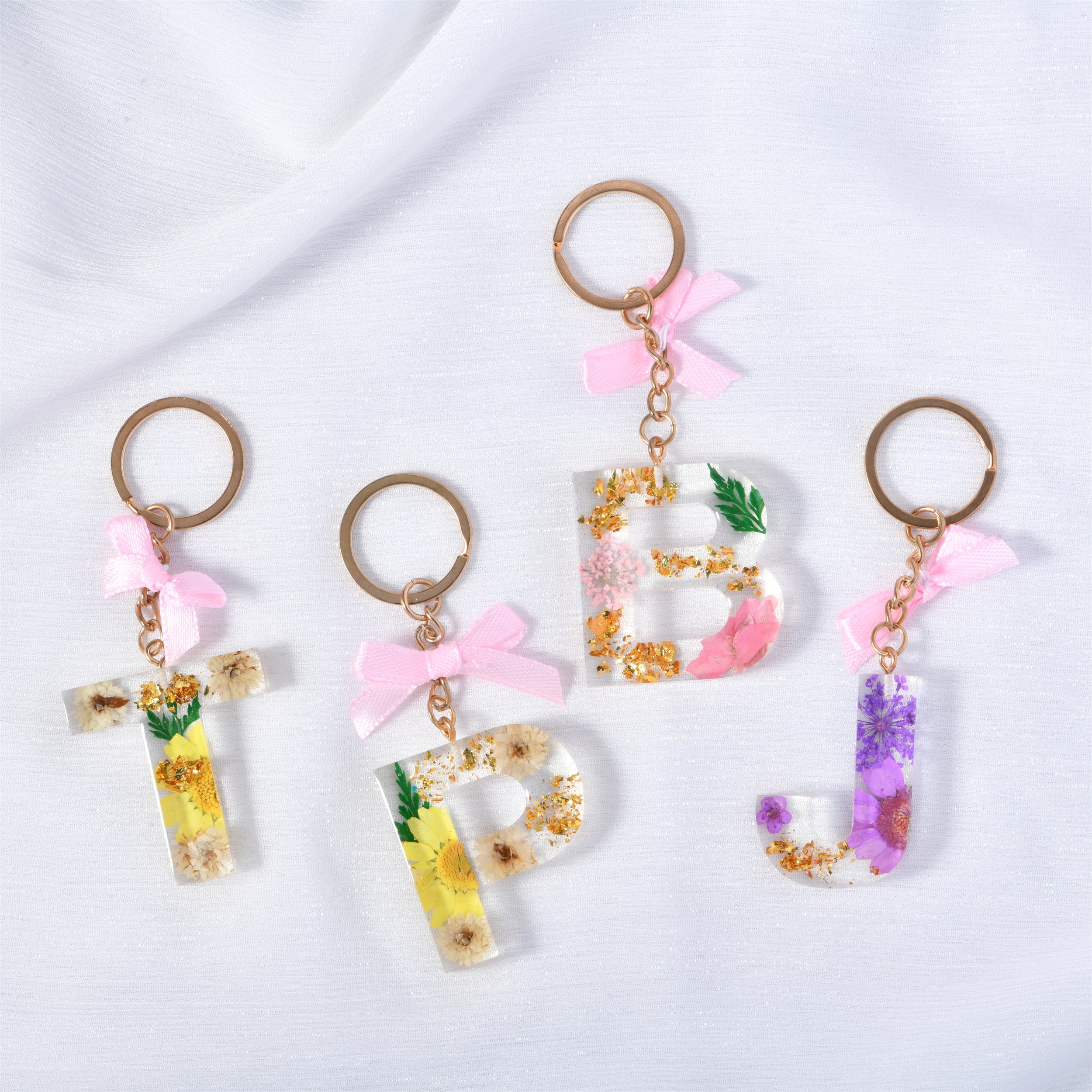 Dried Flowers Letter Initial Resin Key chain,Real Flower,Gold Leaf
