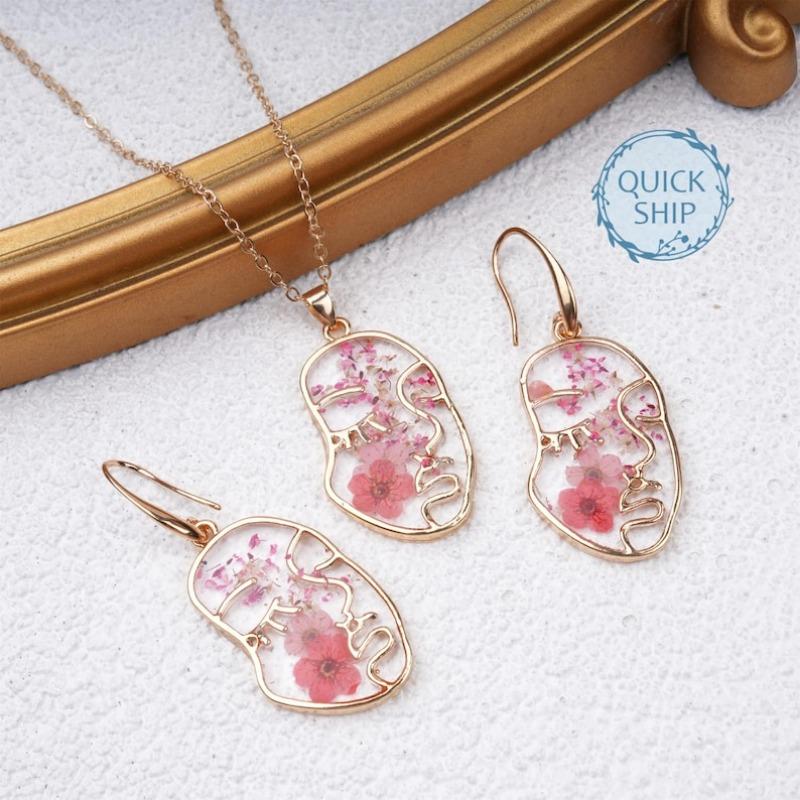 Handmade Pink Forget Me Not Gold Plated Earrings&Necklaces,Creative Real Dried Flower Jewelry Set with Face, Aesthetic Birthday/Valentine's Day Gifts
