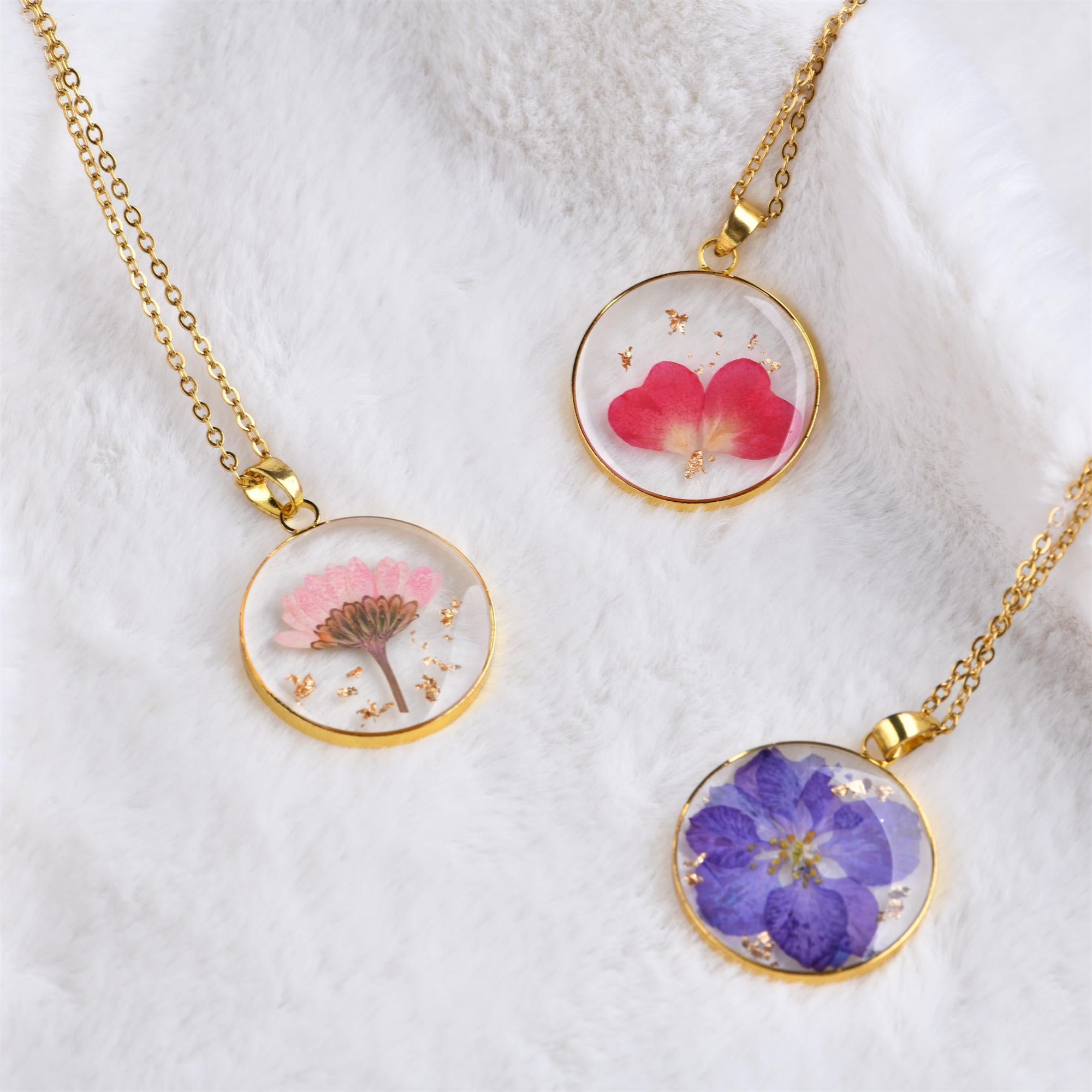 Gold Birth Month Flower Necklace,Real Dried Flower Round Necklace for Birthday Gift