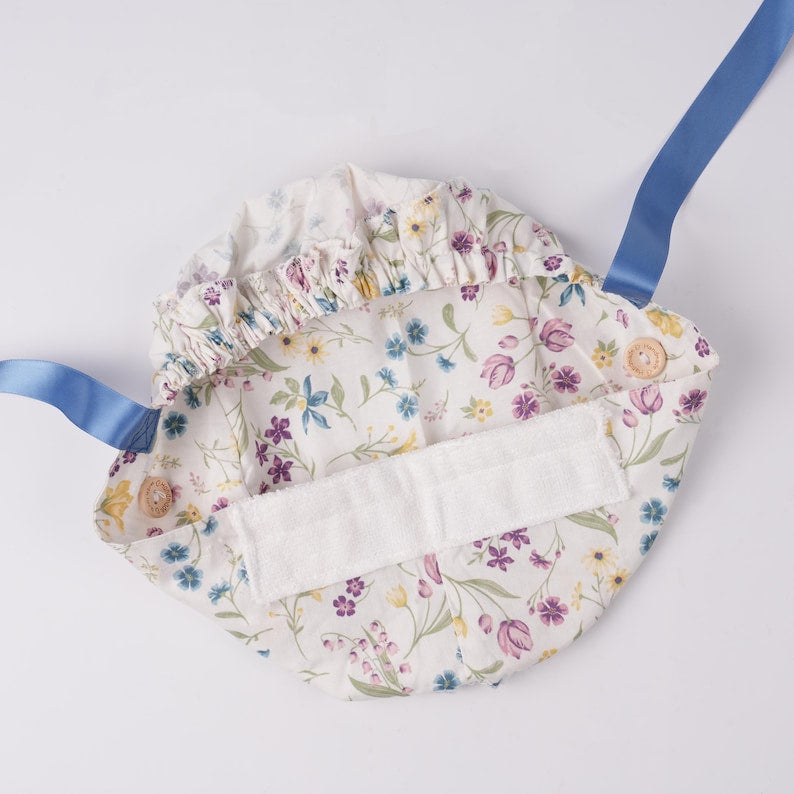 Boho Wildflower Scrub Cap for Women, Ponytail Scrub Cap, Cottagecore Floral Surgical OR Hat, Soft Cotton, Sweatband & Buttons
