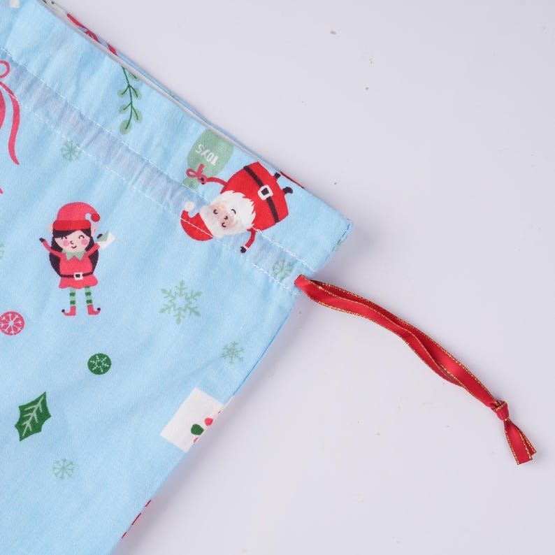Light Blue Christmas Drawstring Gift Bag,Santa,Snow,Holly Print,Double-layer Fabric Storage Bag