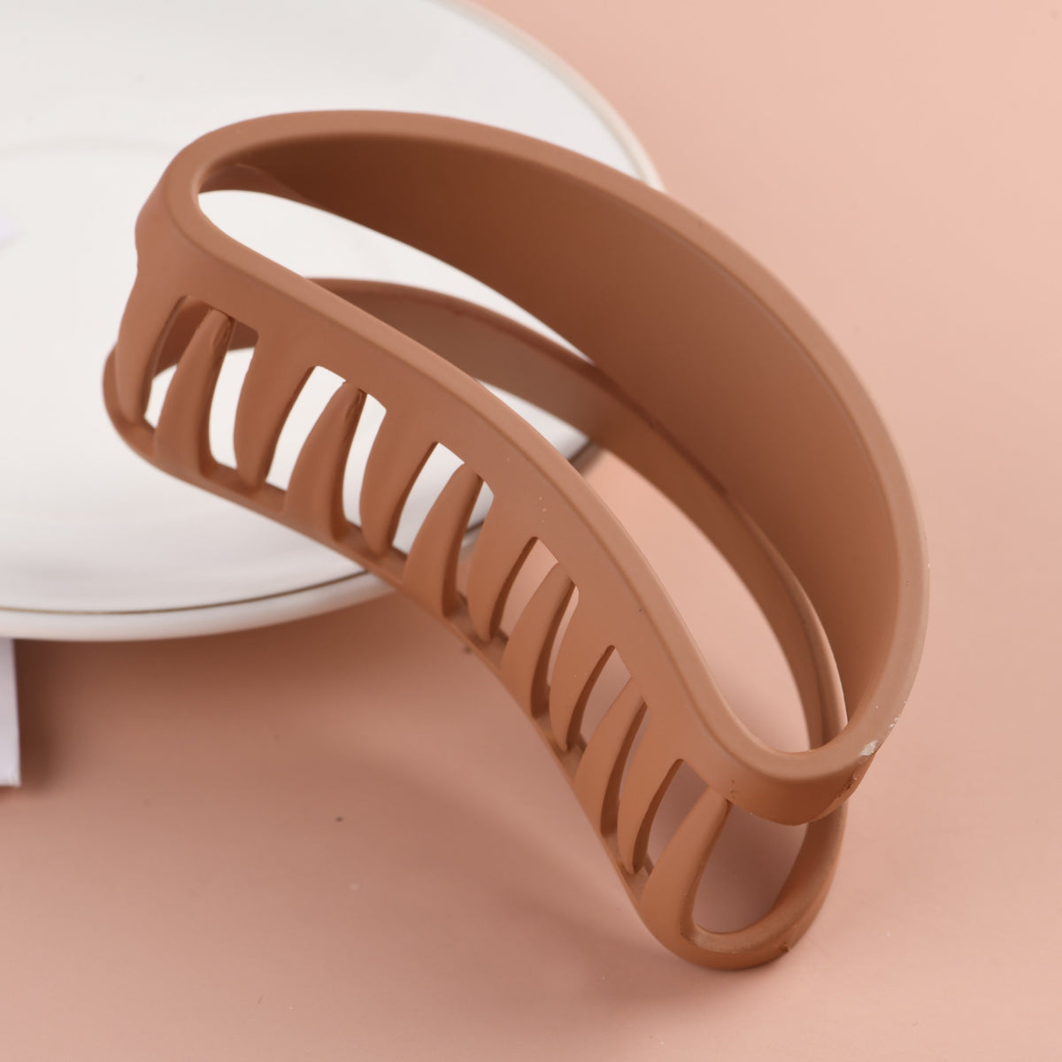 Semi-arched shape Hair Claws