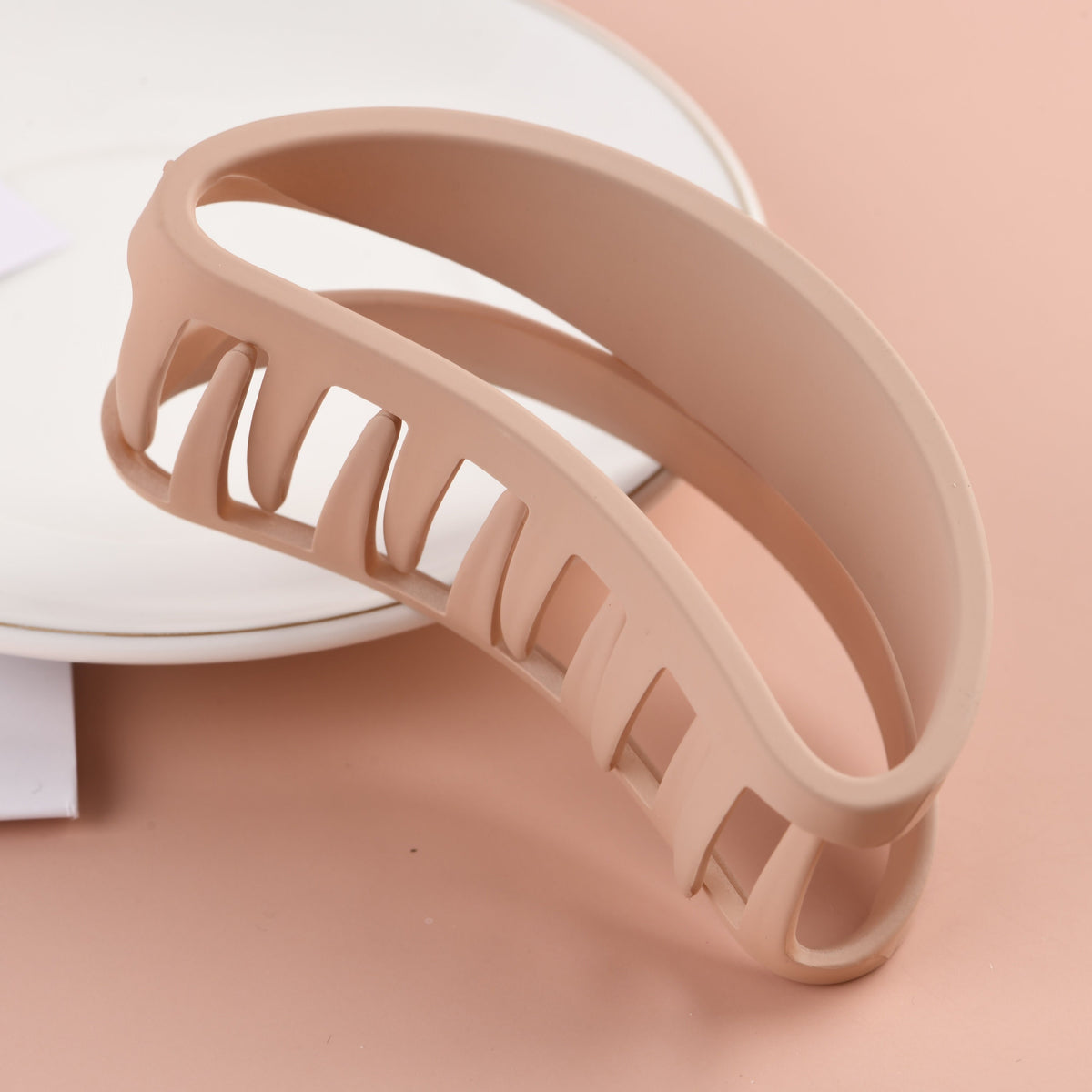 Semi-arched shape Hair Claws