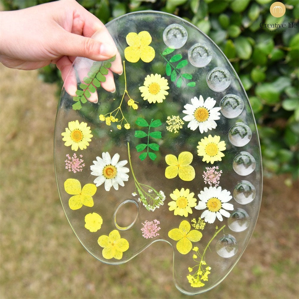 Handmade Pink/Yellow/Blue Resin Flower Paint Palette