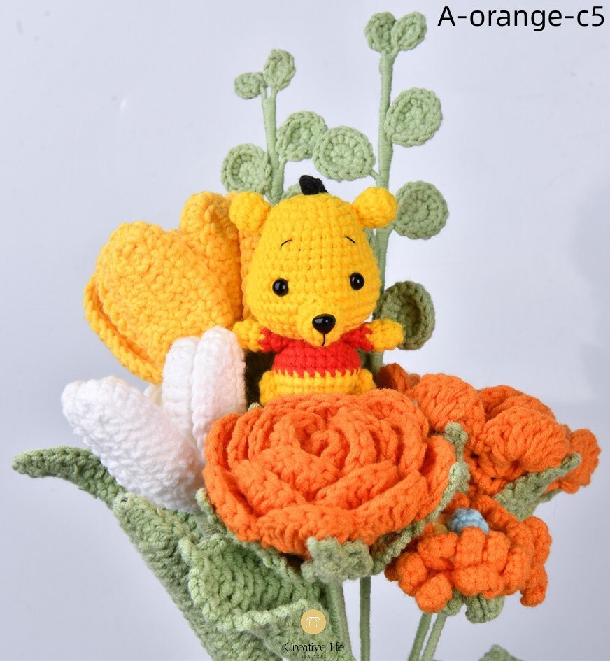 8PCS Handmade Pig/Winnie Bear/Stitch/Yoda/Panda Doll Rose&Tulip Crochet Bouquet