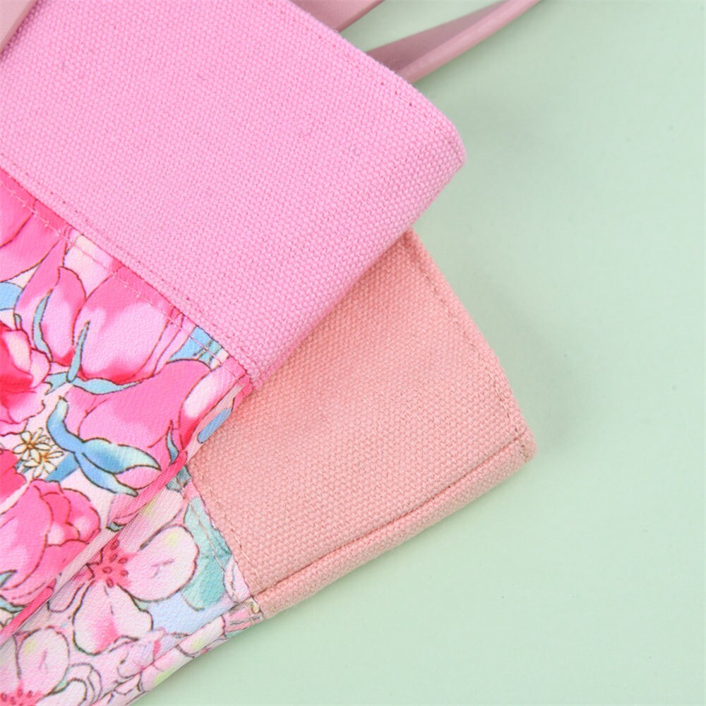 Handmade Garden Tulip Flowers Tote Bag