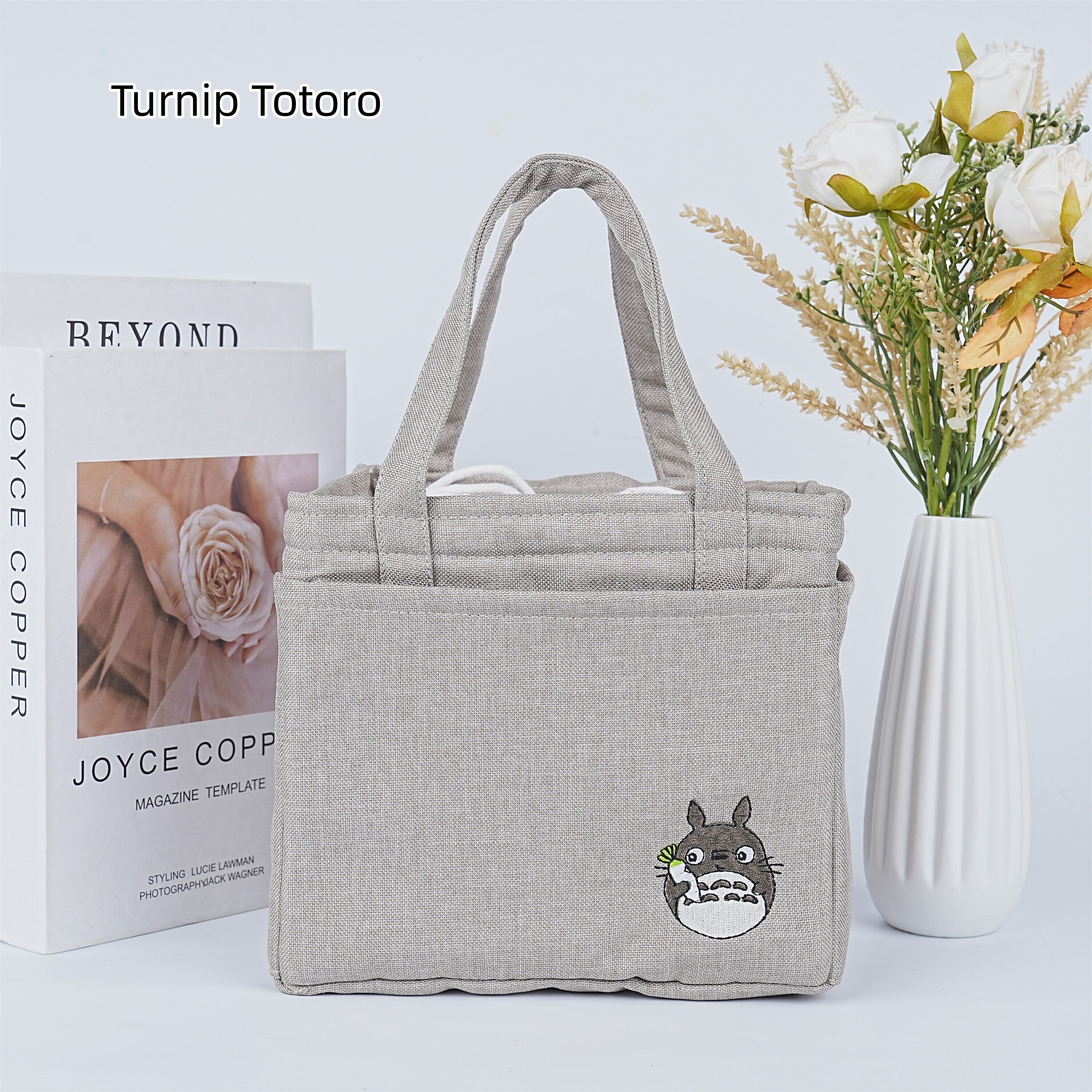Handmade Embroidered Totoro Pattern Canvas Lunch Bag with Heat Insulated