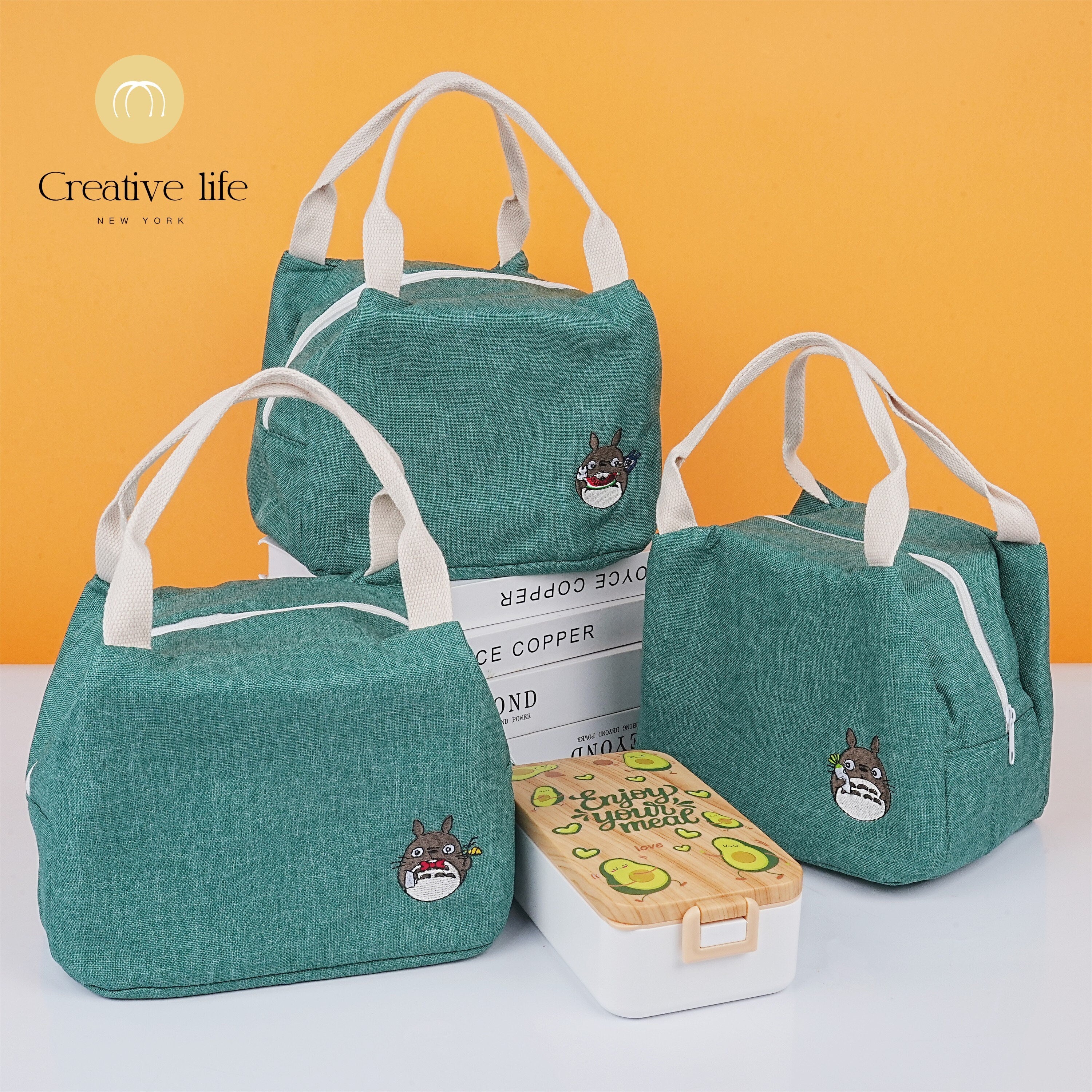 Handmade Embroidered Totoro Pattern Canvas Zipper Lunch Bag with Heat Insulated