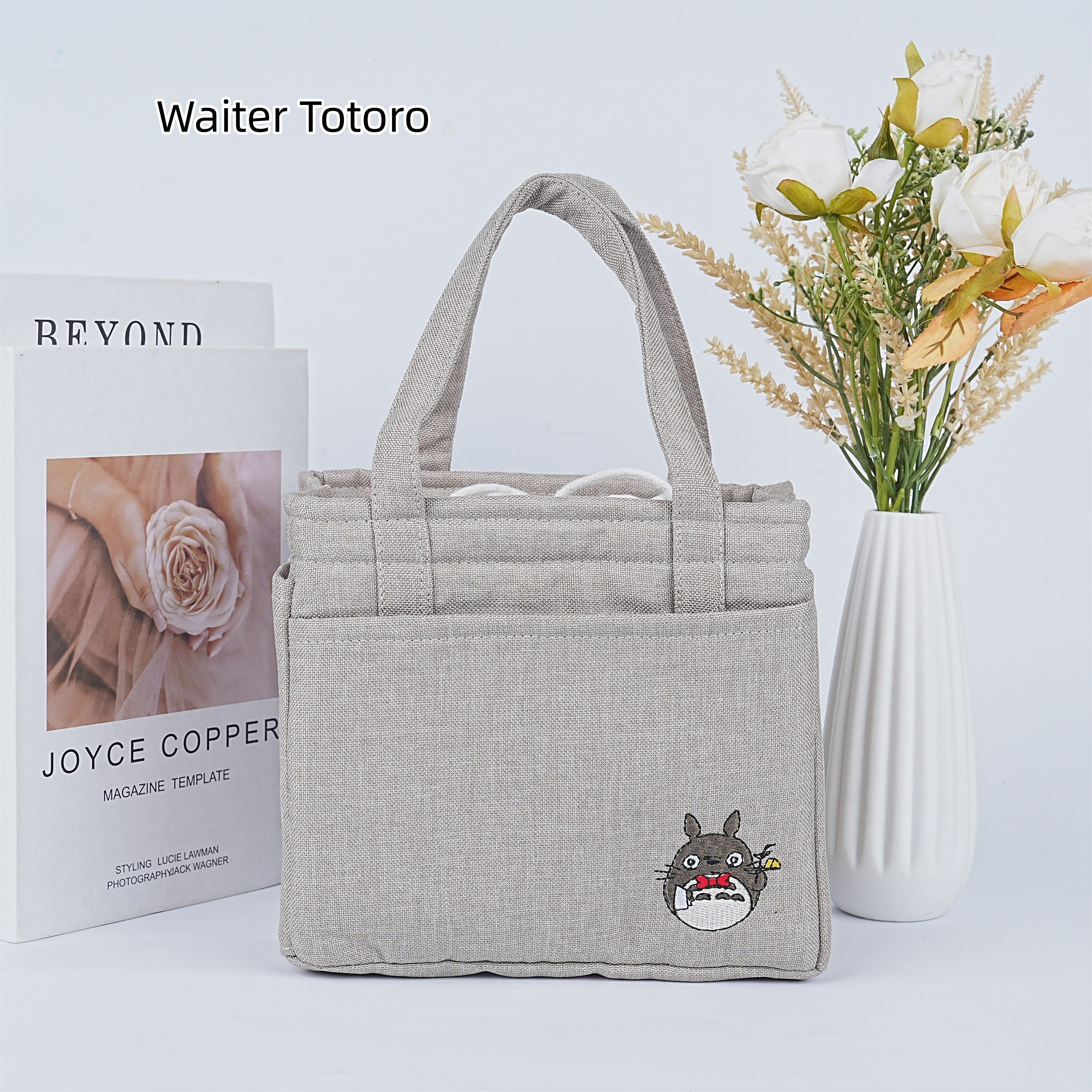 Handmade Embroidered Totoro Pattern Canvas Lunch Bag with Heat Insulated