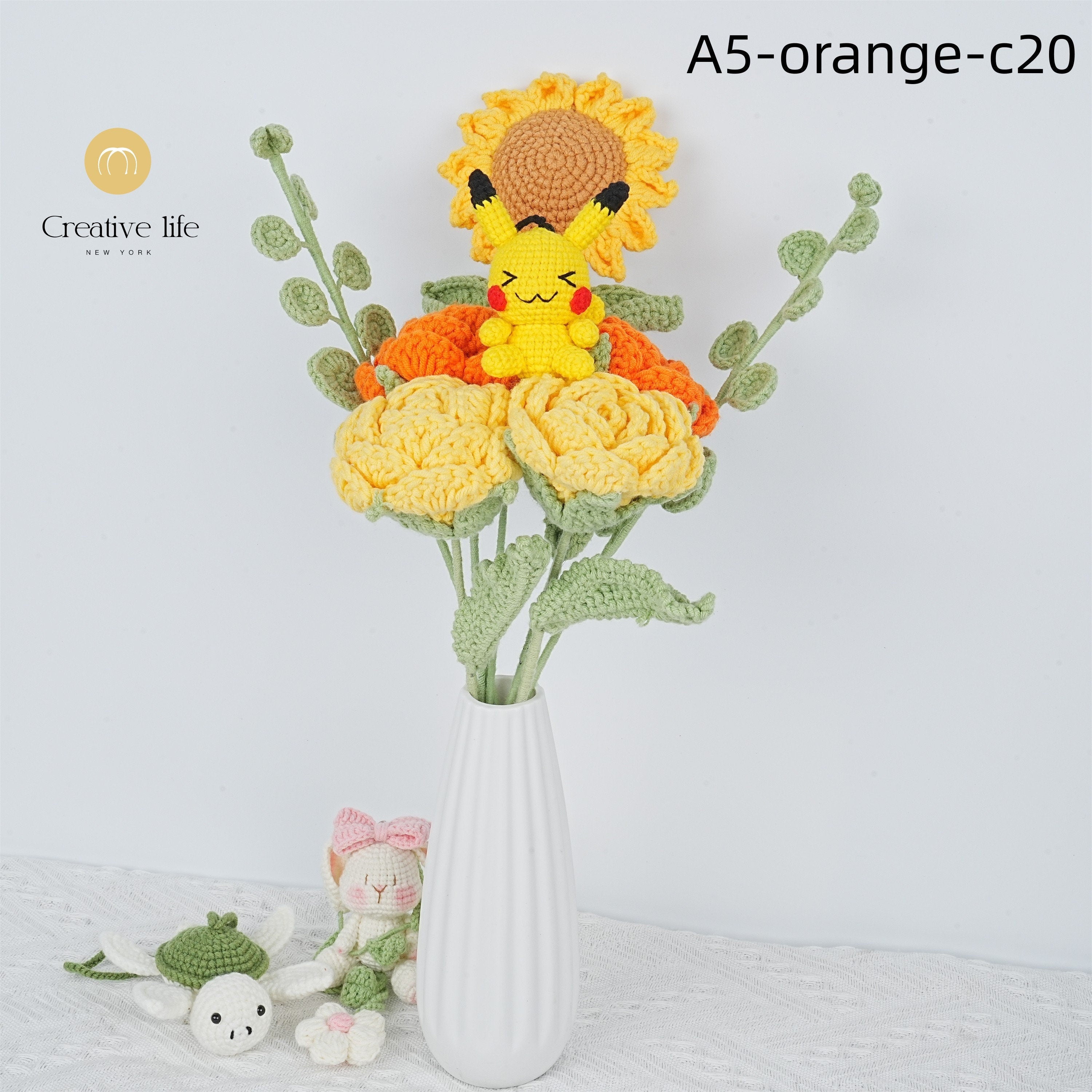 Handmade Knit Pikachu/Lotso Roses Sunflower Crochet Bouquet