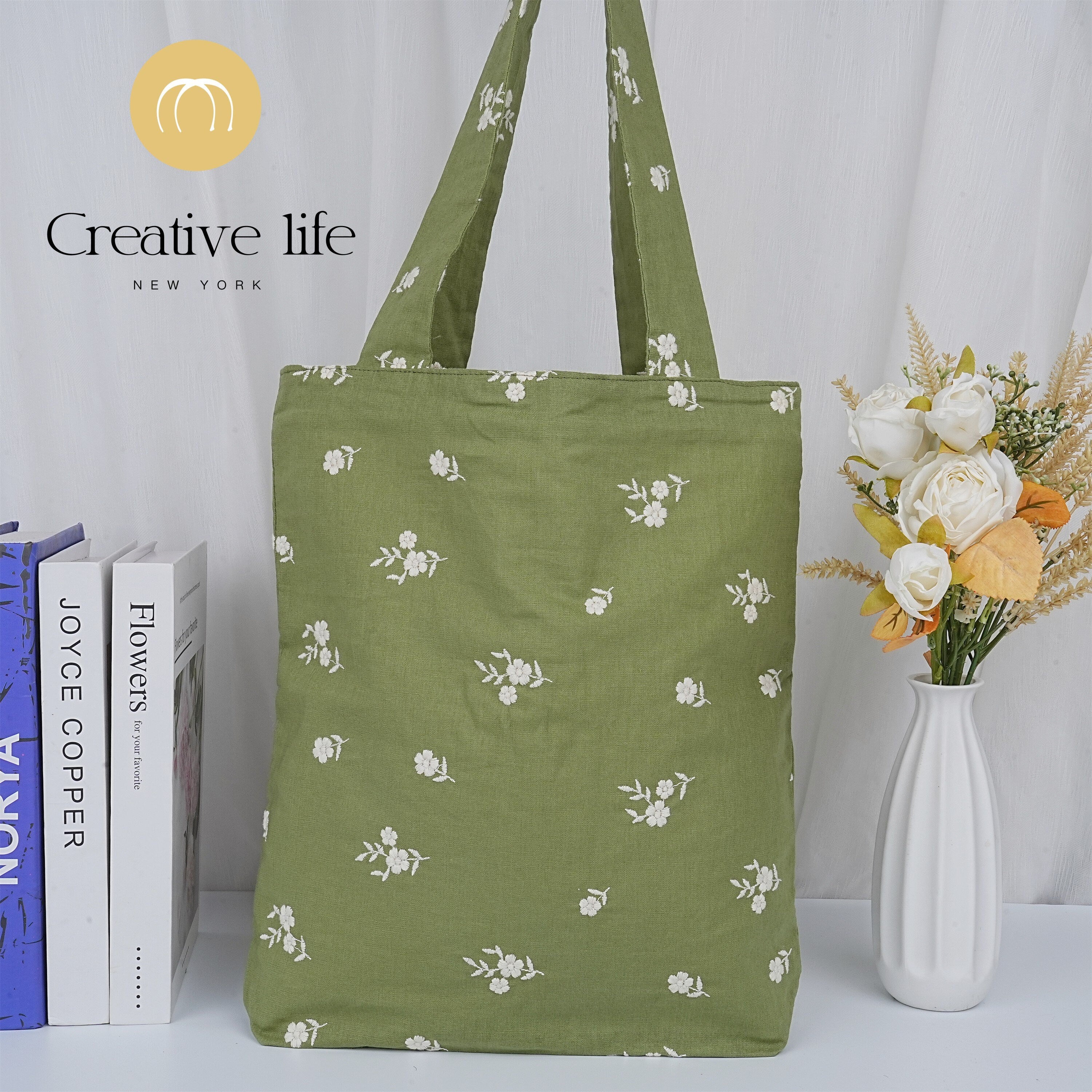 Green Daisy Embroidered Linen Tote Bag