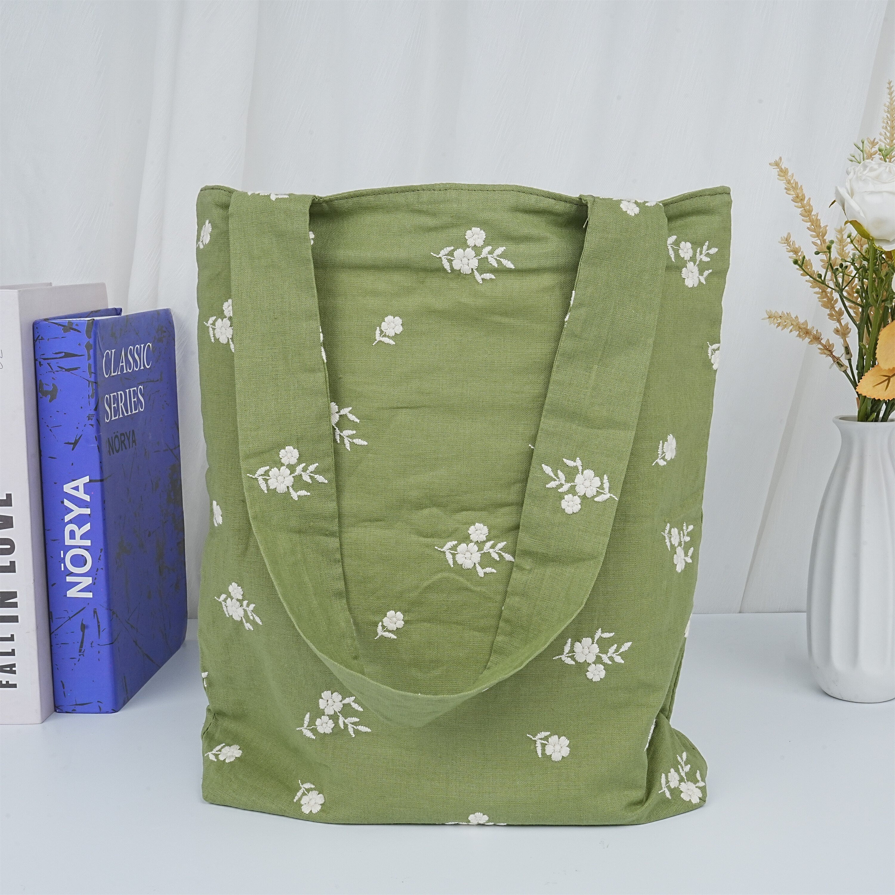 Green Daisy Embroidered Linen Tote Bag