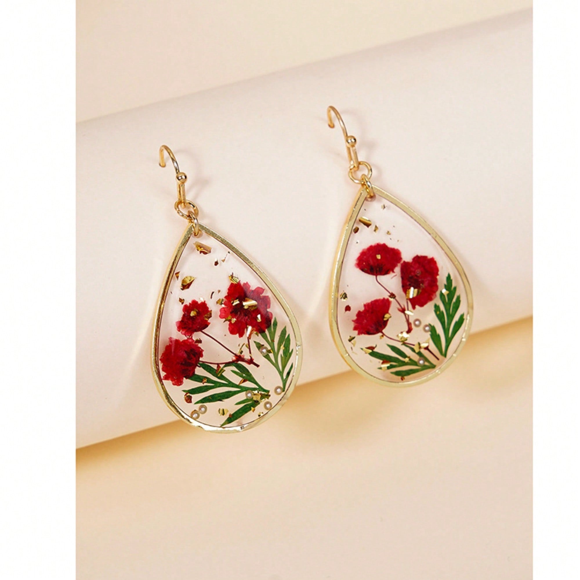 Resin Leaf Eternal Flower Earrings Elegant And Exquisite Water Drop Shaped Dried Flower Premium Earrings