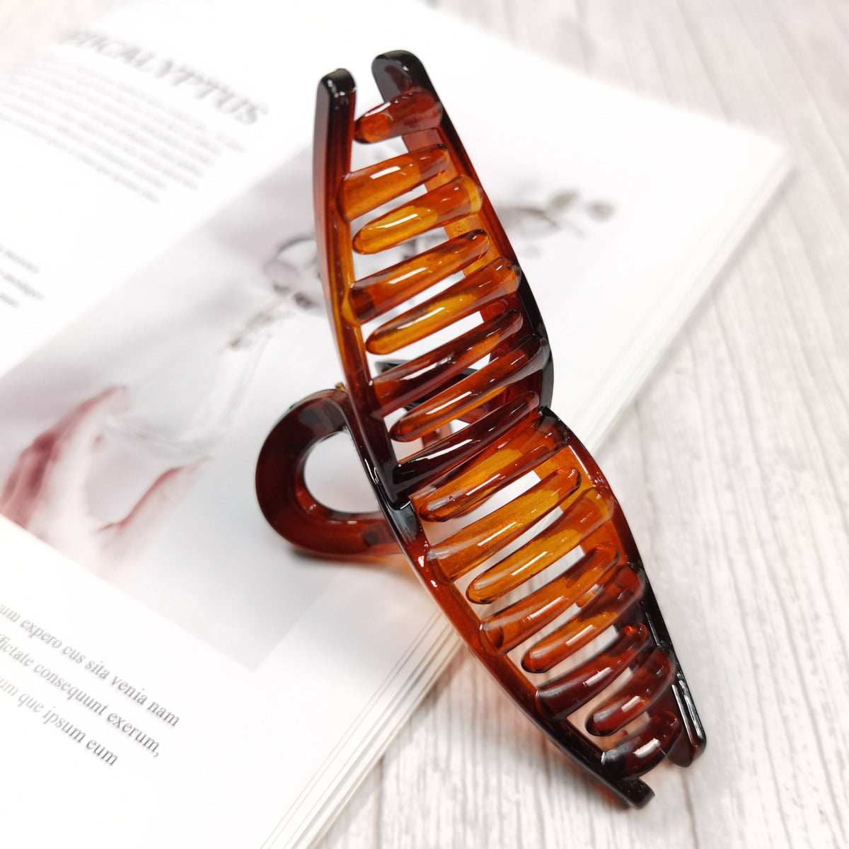 Solid Color Crisscross Hair Clip