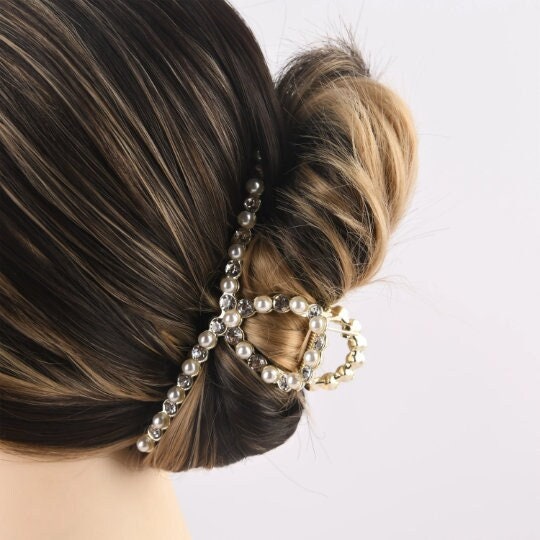 Solid Color Crisscross Hair Clip