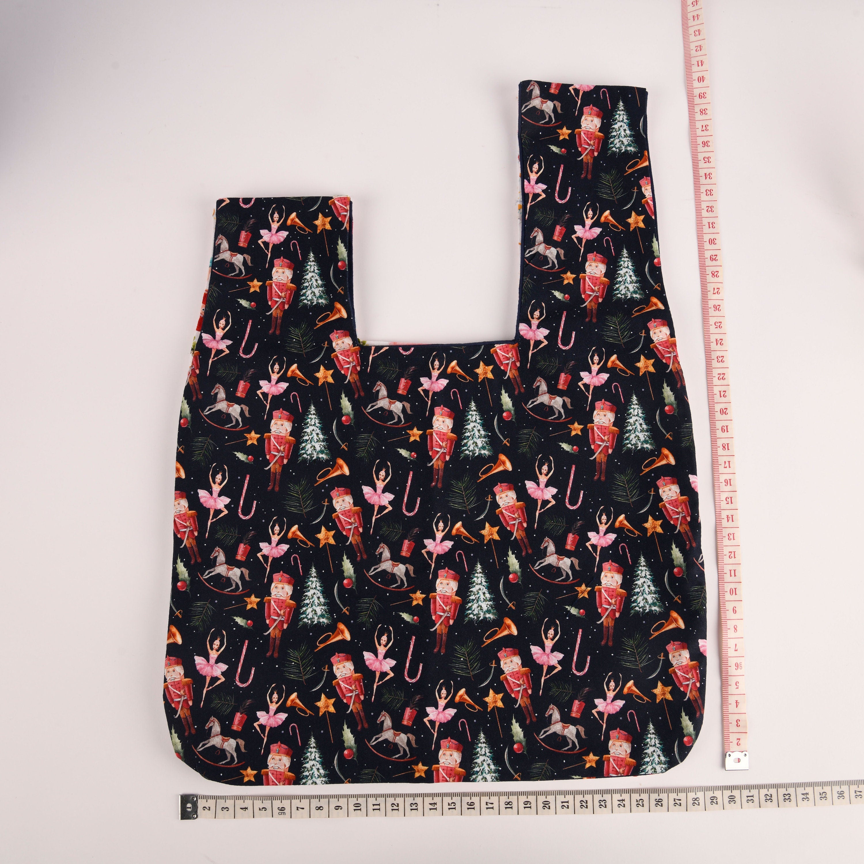 Black/White Wrist Bag: Dancer, Wooden Horse, Soldier Pattern, Casual Bag